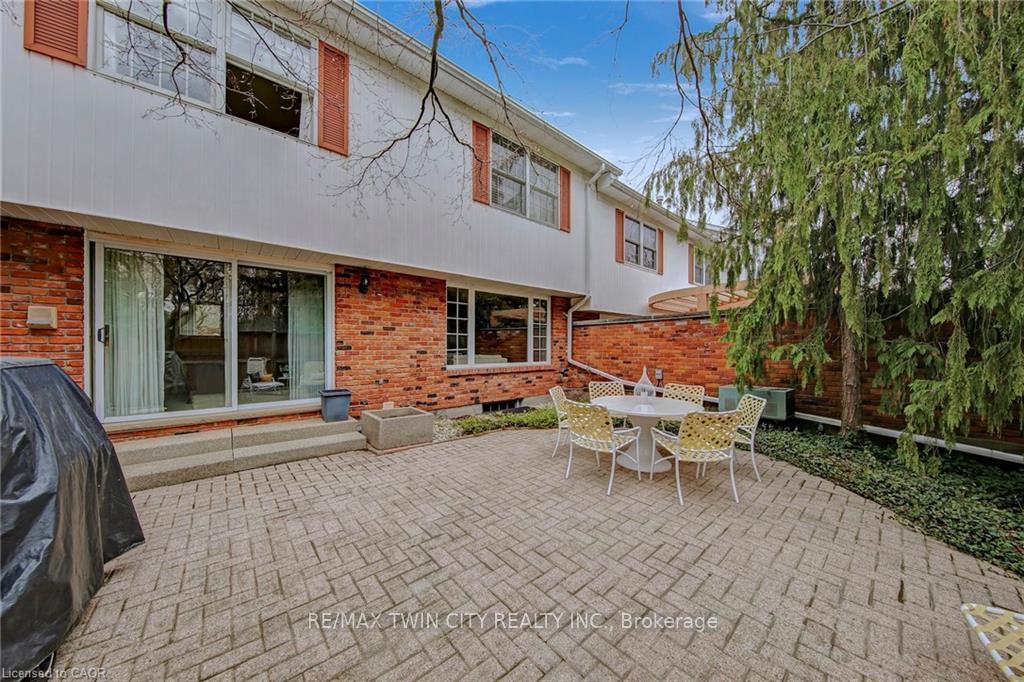 Photo 22 of 700 Glasgow Street, Kitchener, Westmount - Kitchener — HOMEH