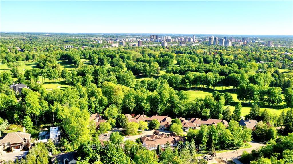 Photo 25 of 700 Glasgow Street, Kitchener, Westmount - Kitchener — HOMEH