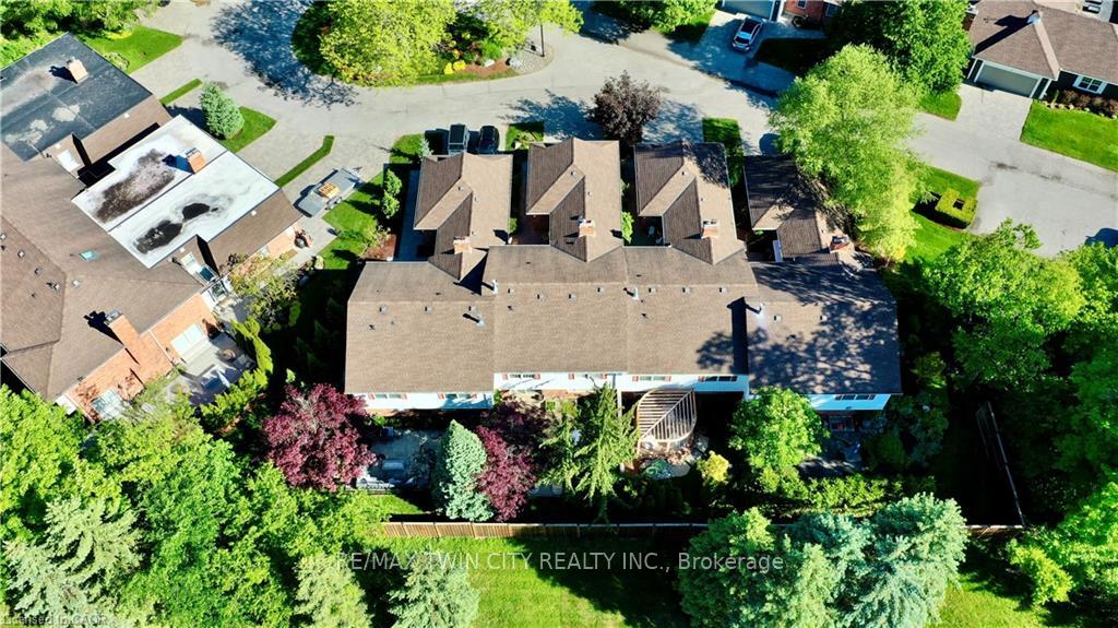 Photo 27 of 700 Glasgow Street, Kitchener, Westmount - Kitchener — HOMEH