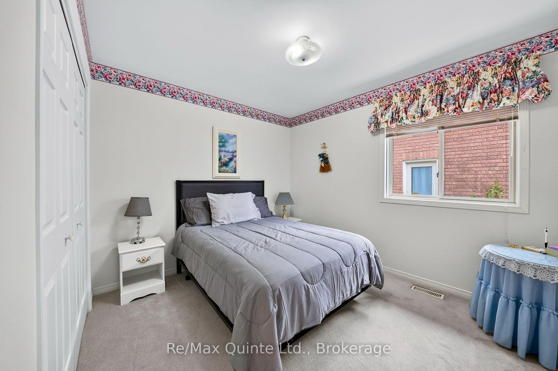 Photo 20 of 26 Oak Ridge Boulevard, Belleville, Belleville Ward — HOMEH