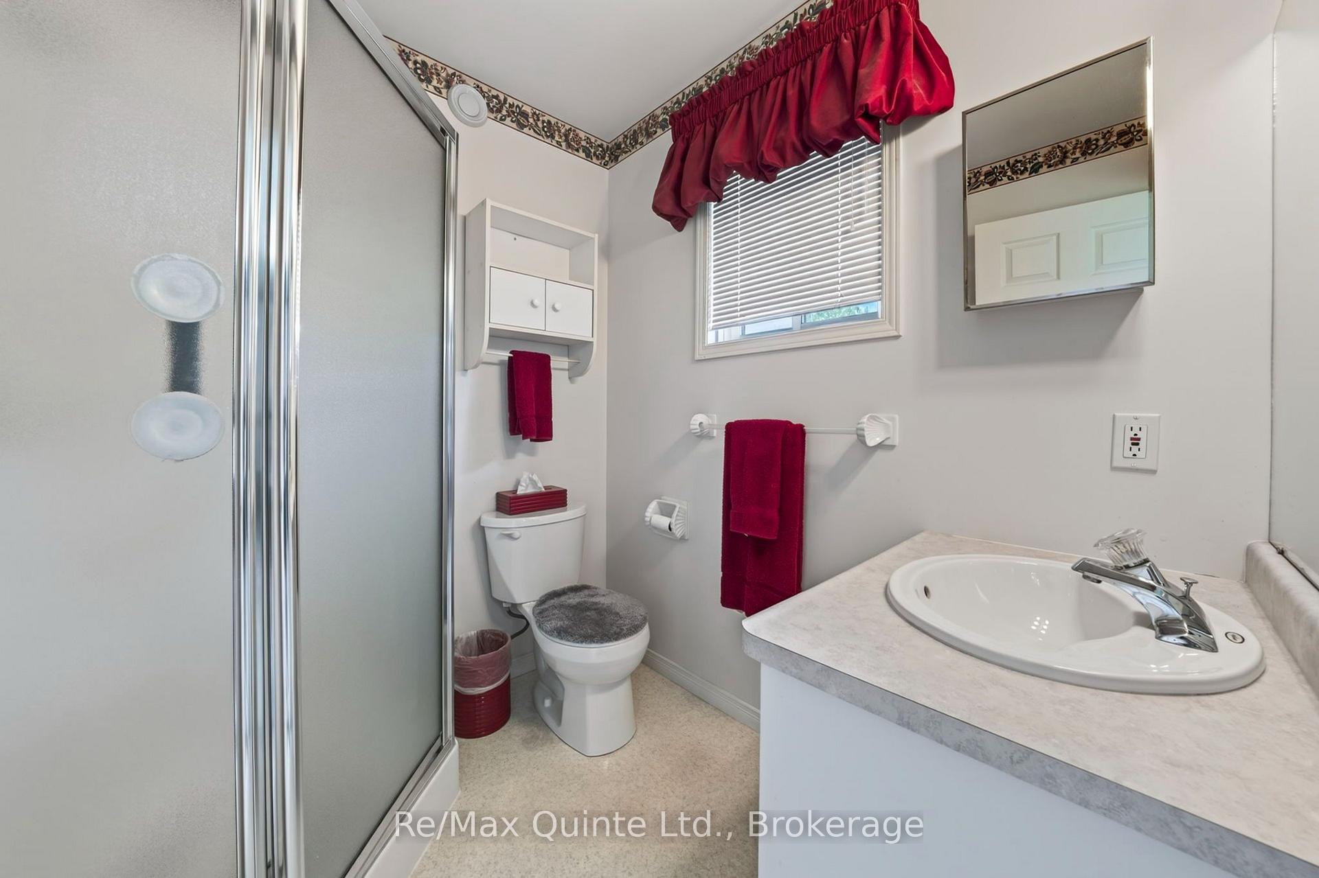 Photo 25 of 26 Oak Ridge Boulevard, Belleville, Belleville Ward — HOMEH