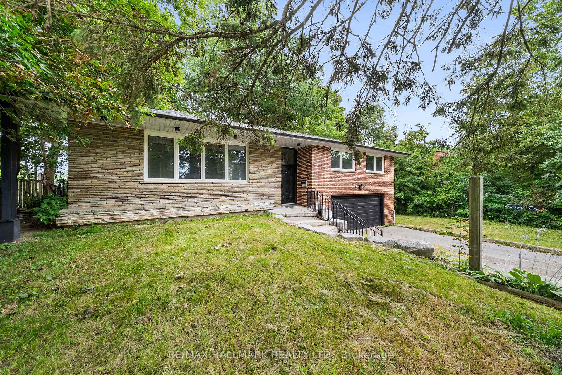 Photo 35 of 541 Rouge Hills Drive, Scarborough, Rouge — HOMEH