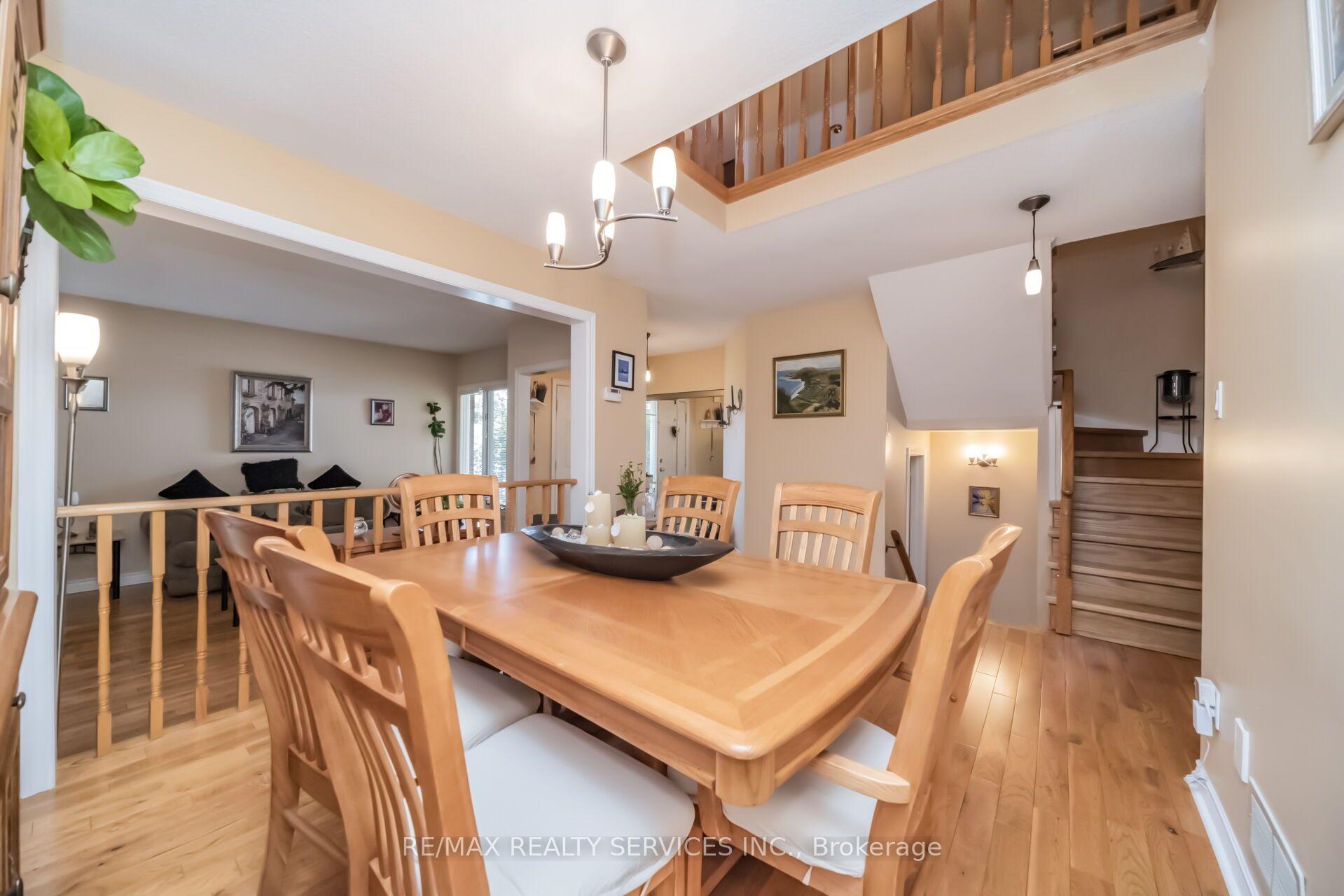 Photo 15 of 76 Leeward Drive, Brampton, Westgate — HOMEH
