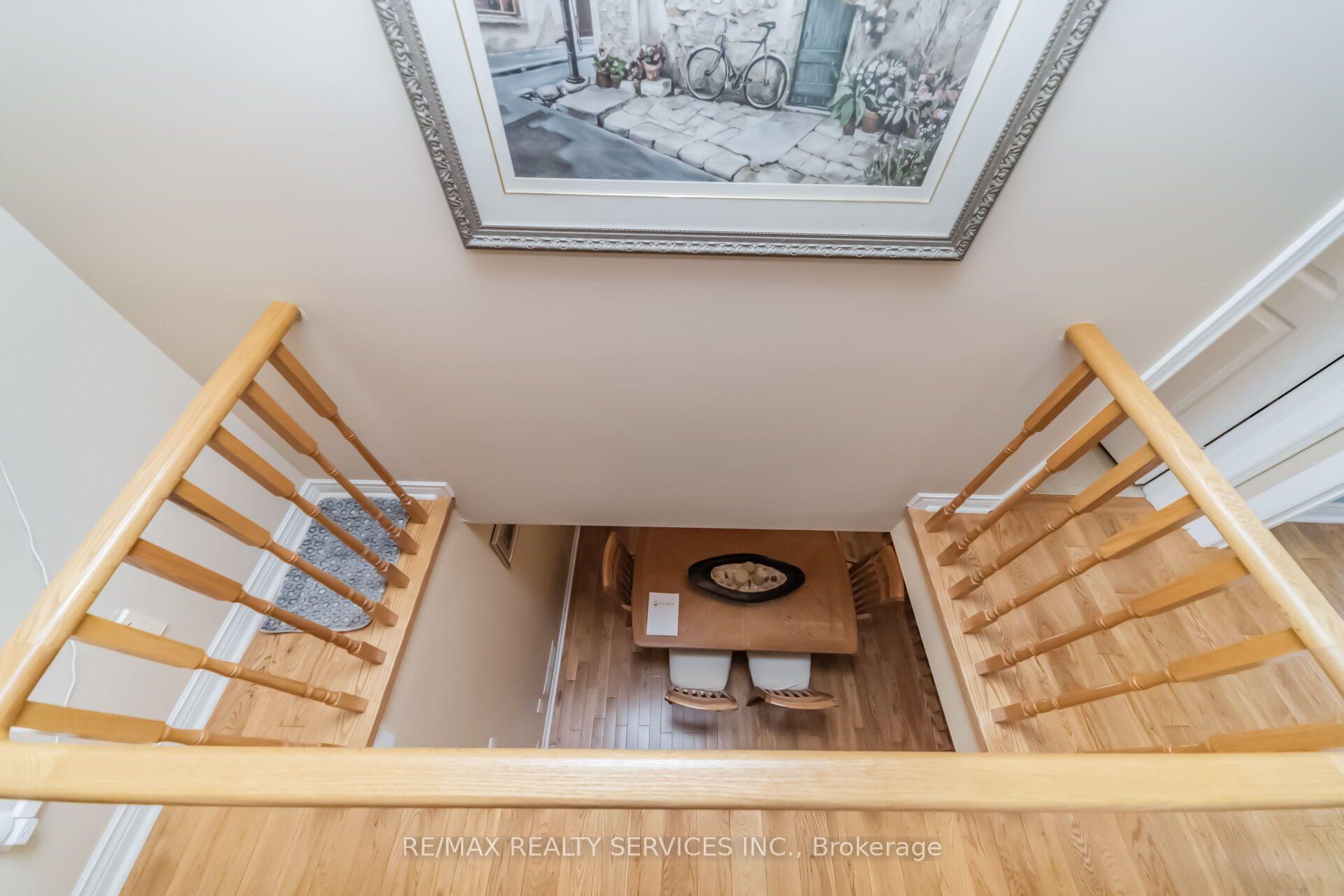 Photo 38 of 76 Leeward Drive, Brampton, Westgate — HOMEH