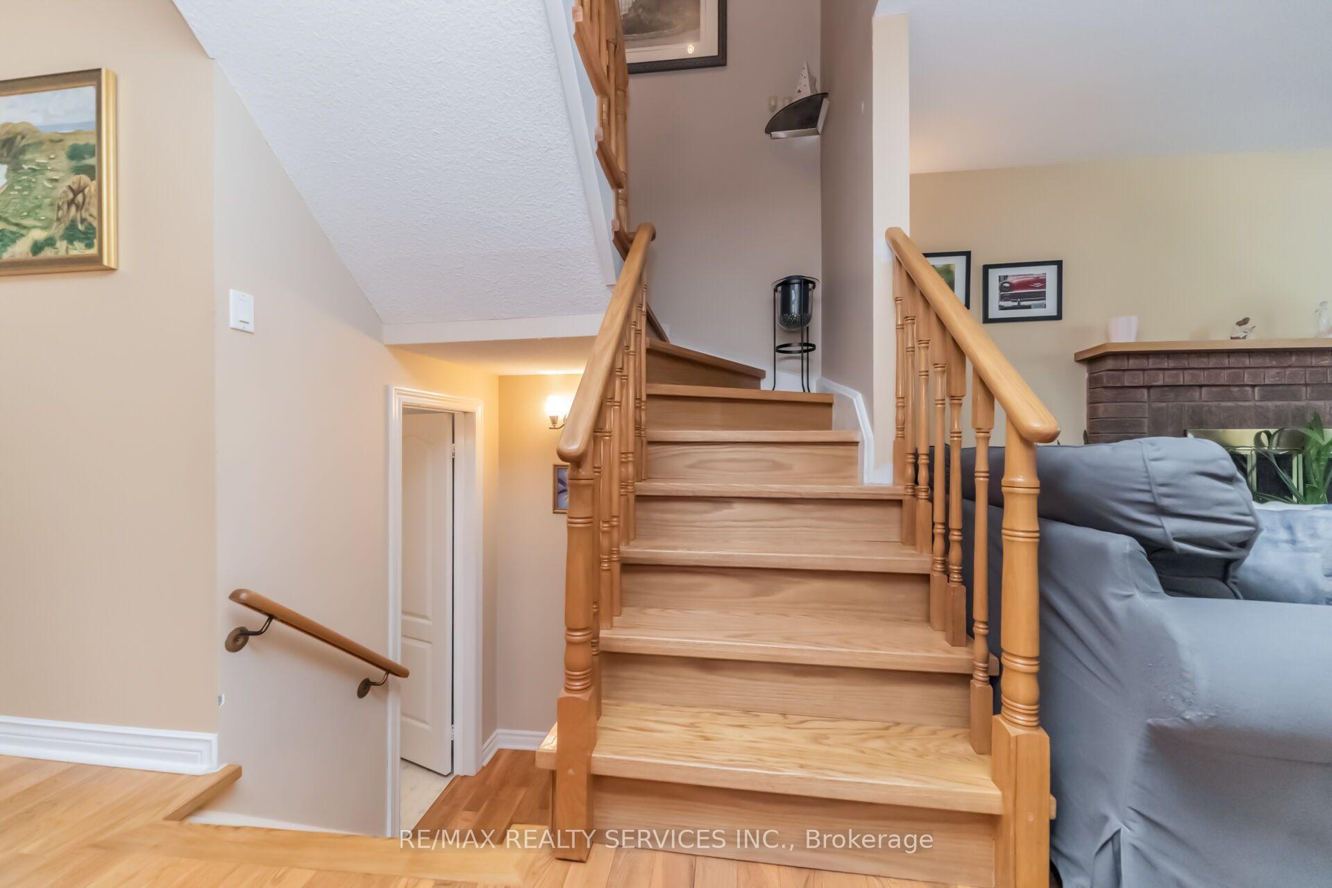 Photo 40 of 76 Leeward Drive, Brampton, Westgate — HOMEH