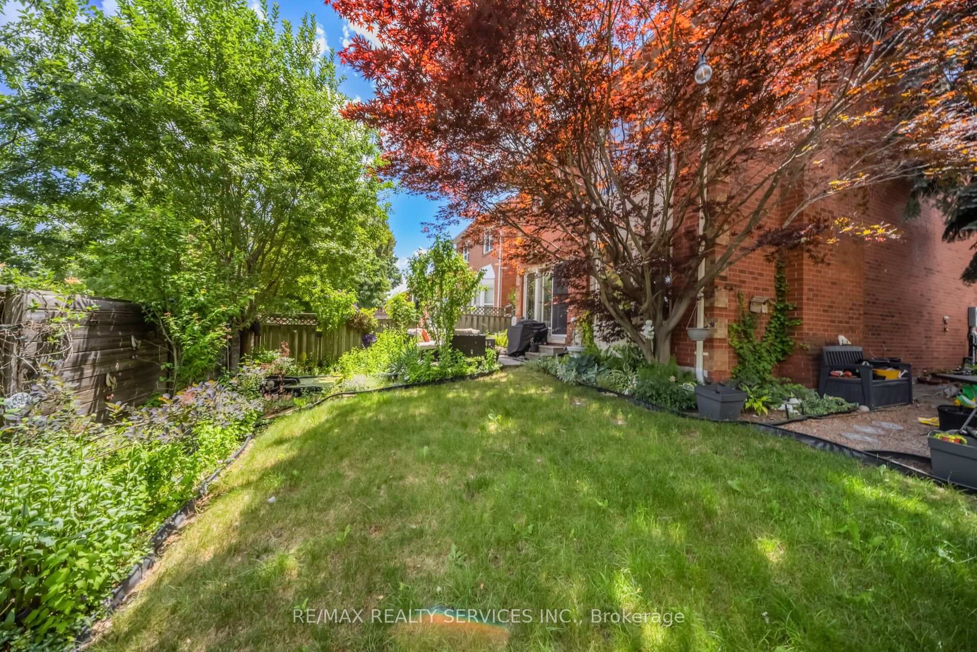 Photo 43 of 76 Leeward Drive, Brampton, Westgate — HOMEH