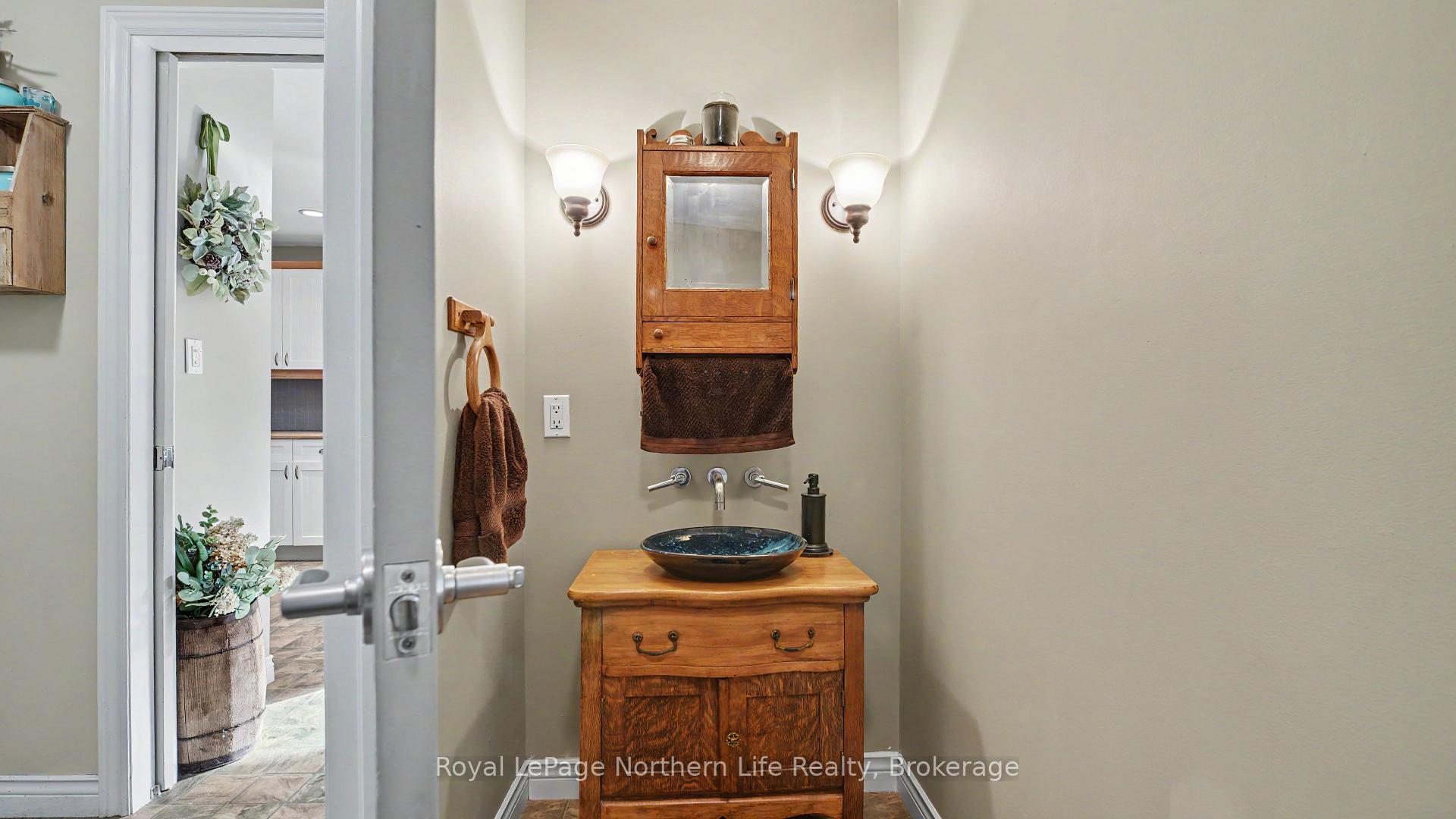 Photo 24 of 146 Niagara Road, Nipissing — HOMEH