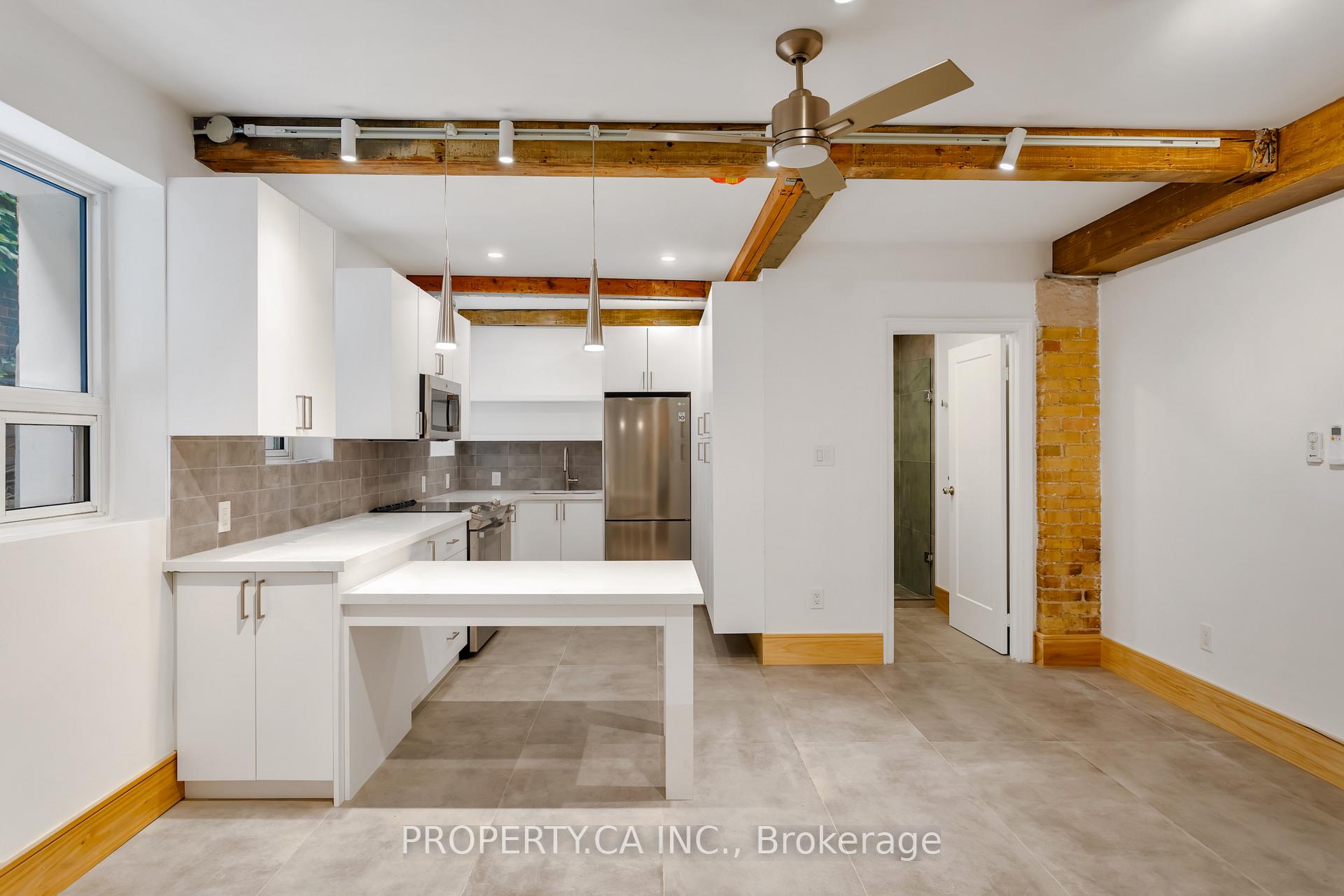 Photo 2 of Unit #8, 97 Lee Avenue, Toronto, The Beaches — HOMEH