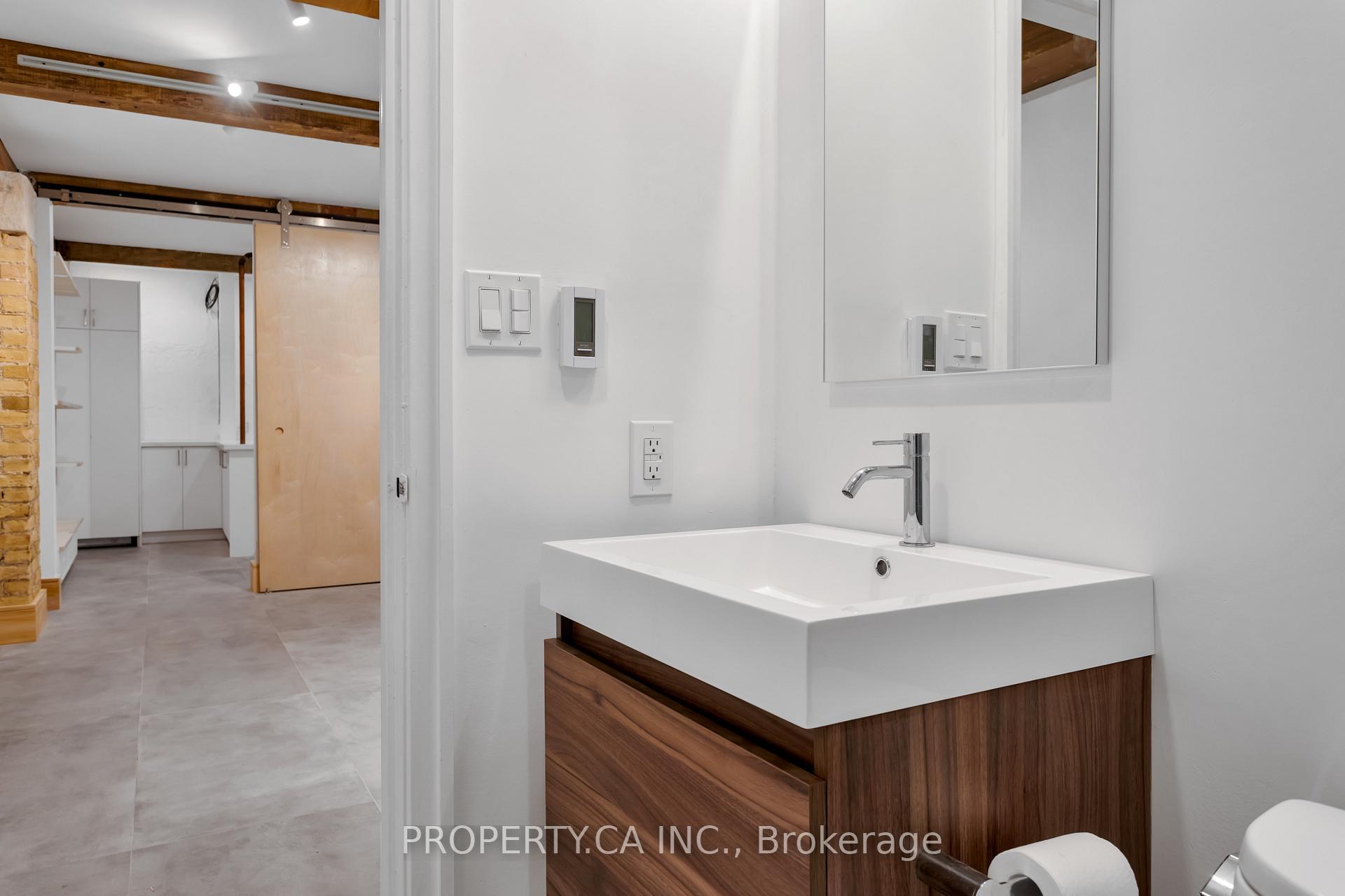 Photo 14 of Unit #8, 97 Lee Avenue, Toronto, The Beaches — HOMEH