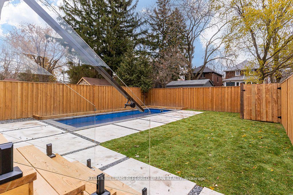 Photo 49 of 33 Twelfth Street, Etobicoke, New Toronto — HOMEH