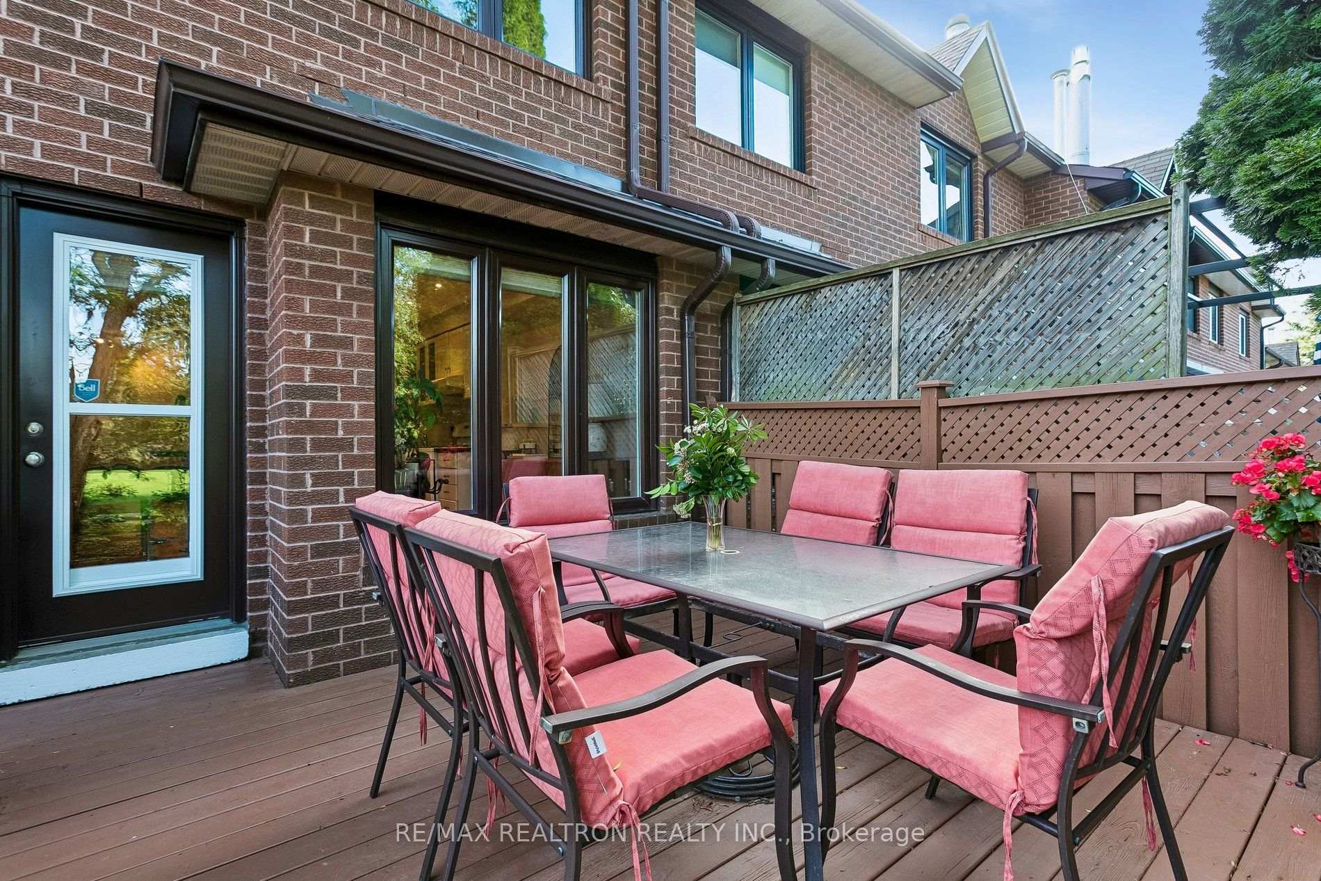 Photo 32 of 2537 Addingham Crescent, Oakville, Clearview — HOMEH