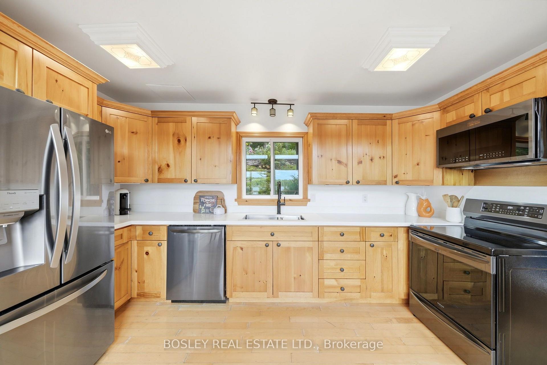 Photo 7 of 1143 Rignalls Road E, Bracebridge, Oakley — HOMEH
