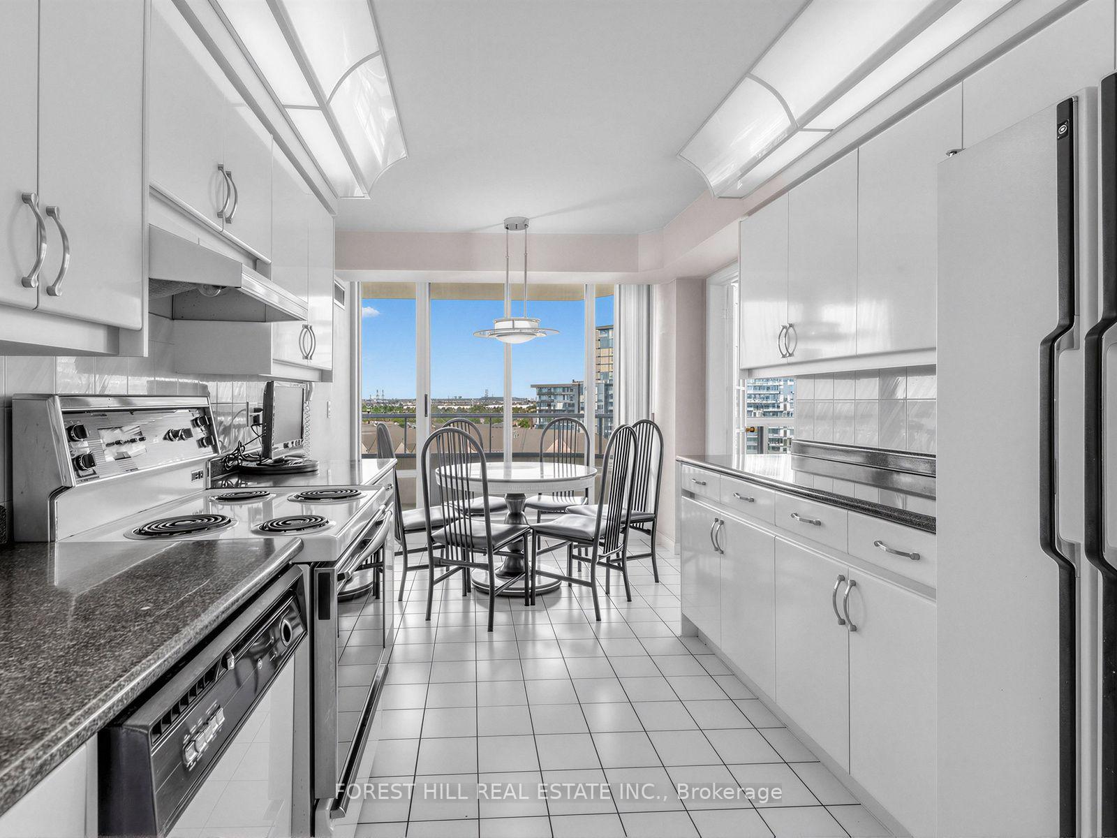 Photo 13 of Unit 1110, 120 Promenade Circle, Vaughan, Brownridge — HOMEH