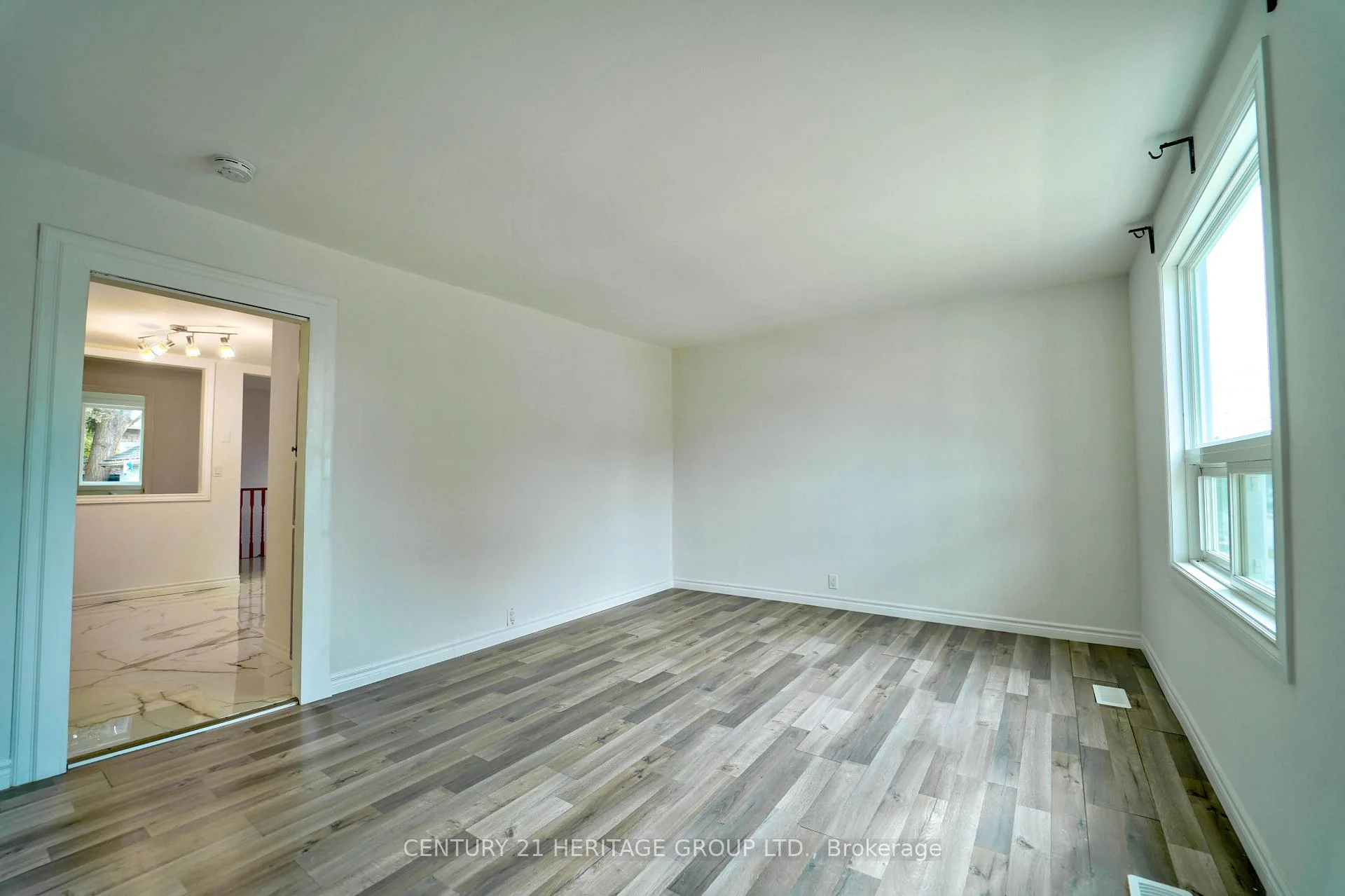 Photo 13 of 267 Drew Street, Oshawa, Central — HOMEH