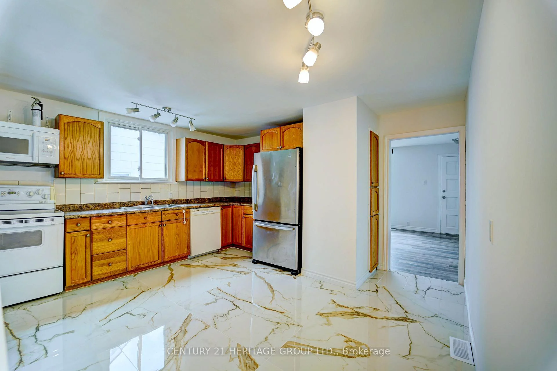 Photo 15 of 267 Drew Street, Oshawa, Central — HOMEH