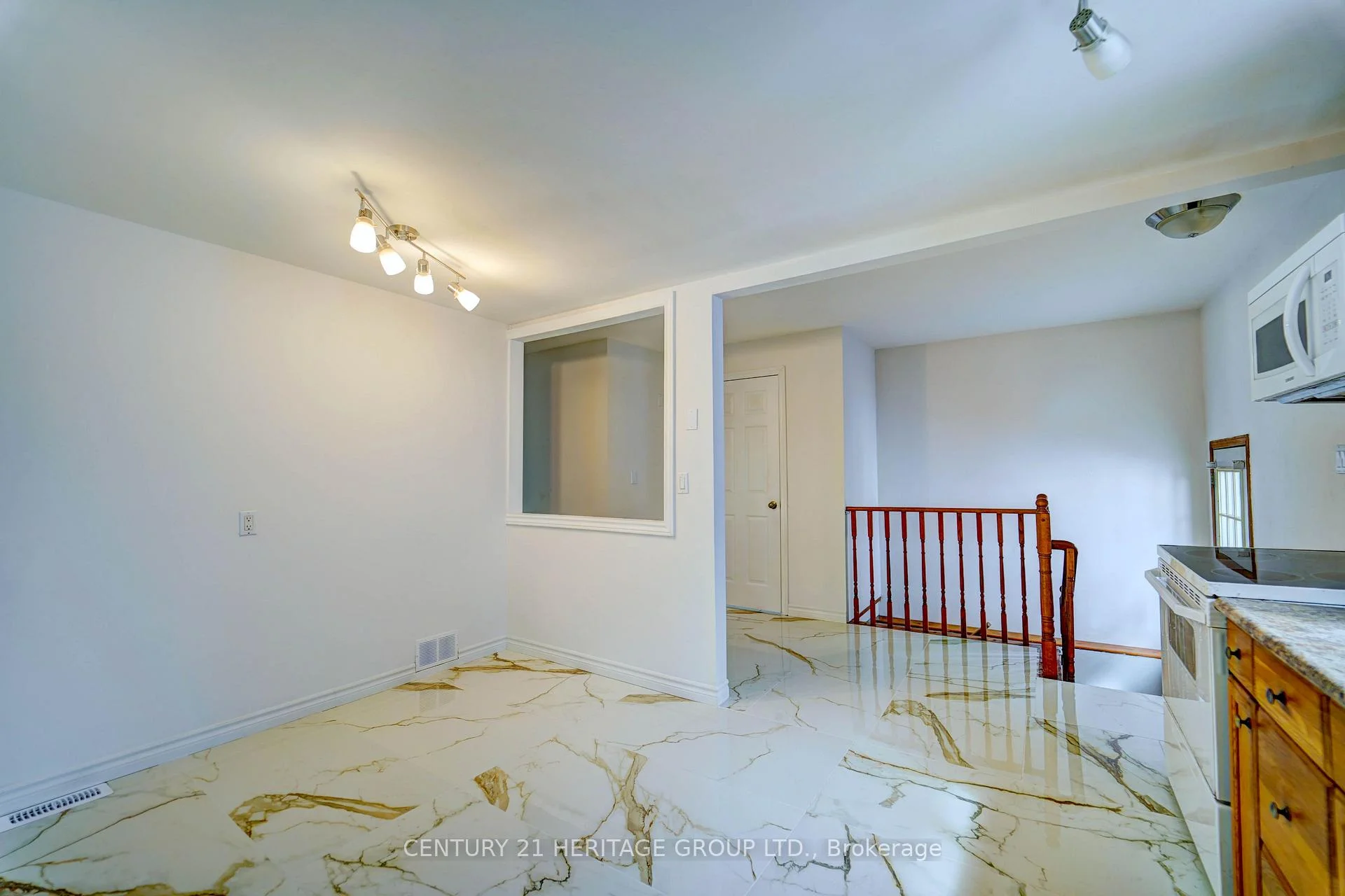 Photo 17 of 267 Drew Street, Oshawa, Central — HOMEH