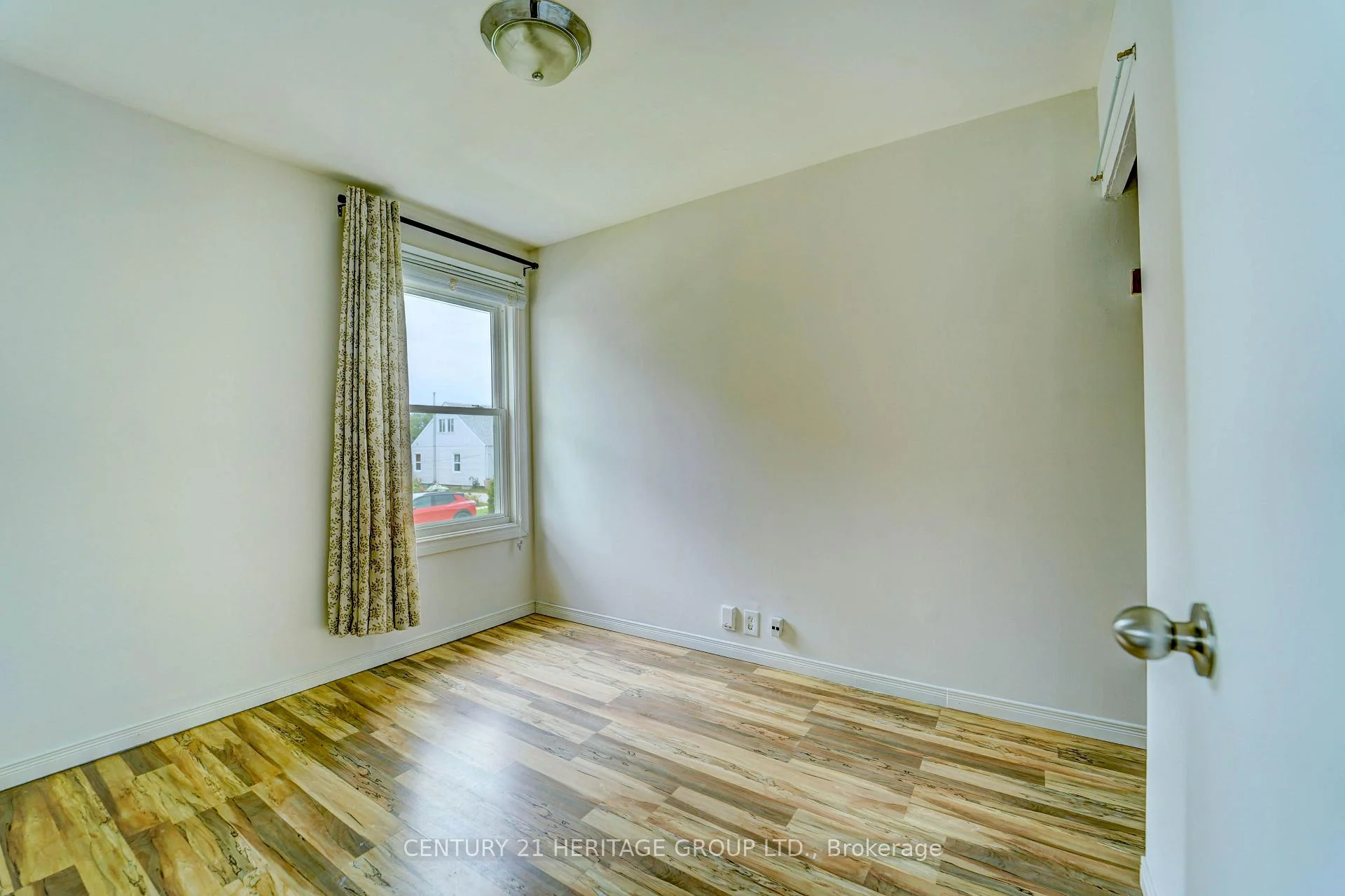 Photo 19 of 267 Drew Street, Oshawa, Central — HOMEH