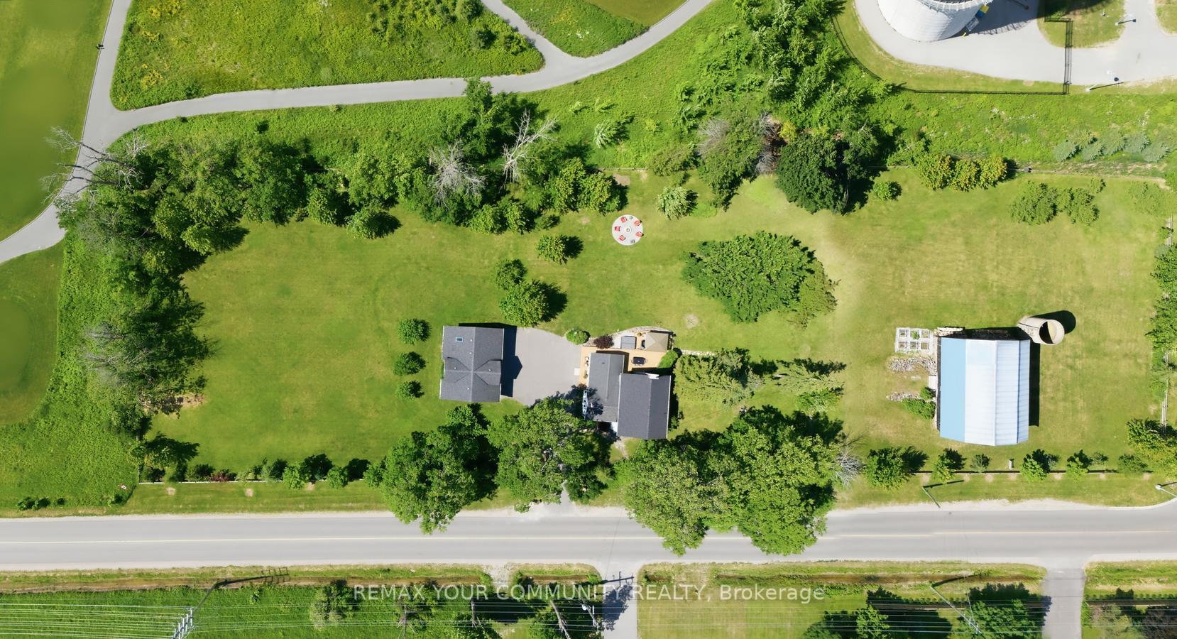 Photo 25 of 678 13th Line, Innisfil, Rural Innisfil — HOMEH