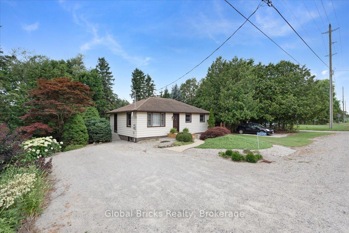 Photo 2 of 42291 John Wise Line, Central Elgin, Rural Central Elgin — HOMEH