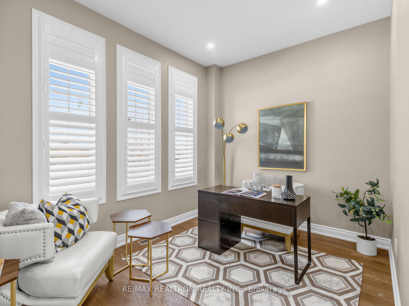 Photo 7 of 21 Rennie Avenue, Markham, Box Grove — HOMEH