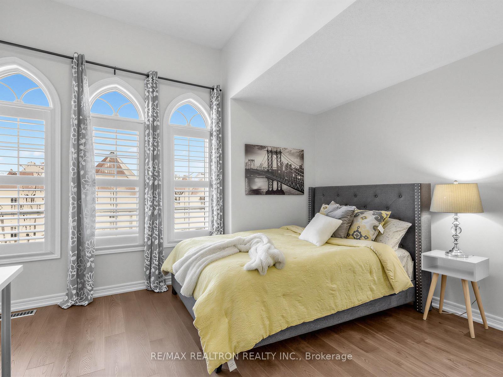 Photo 37 of 21 Rennie Avenue, Markham, Box Grove — HOMEH