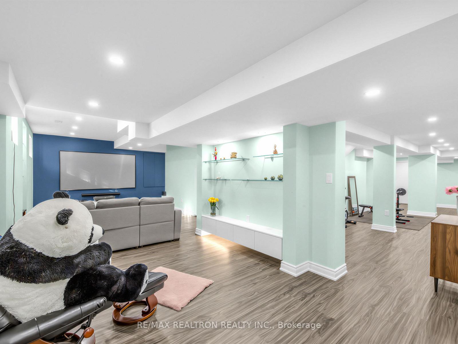 Photo 40 of 21 Rennie Avenue, Markham, Box Grove — HOMEH