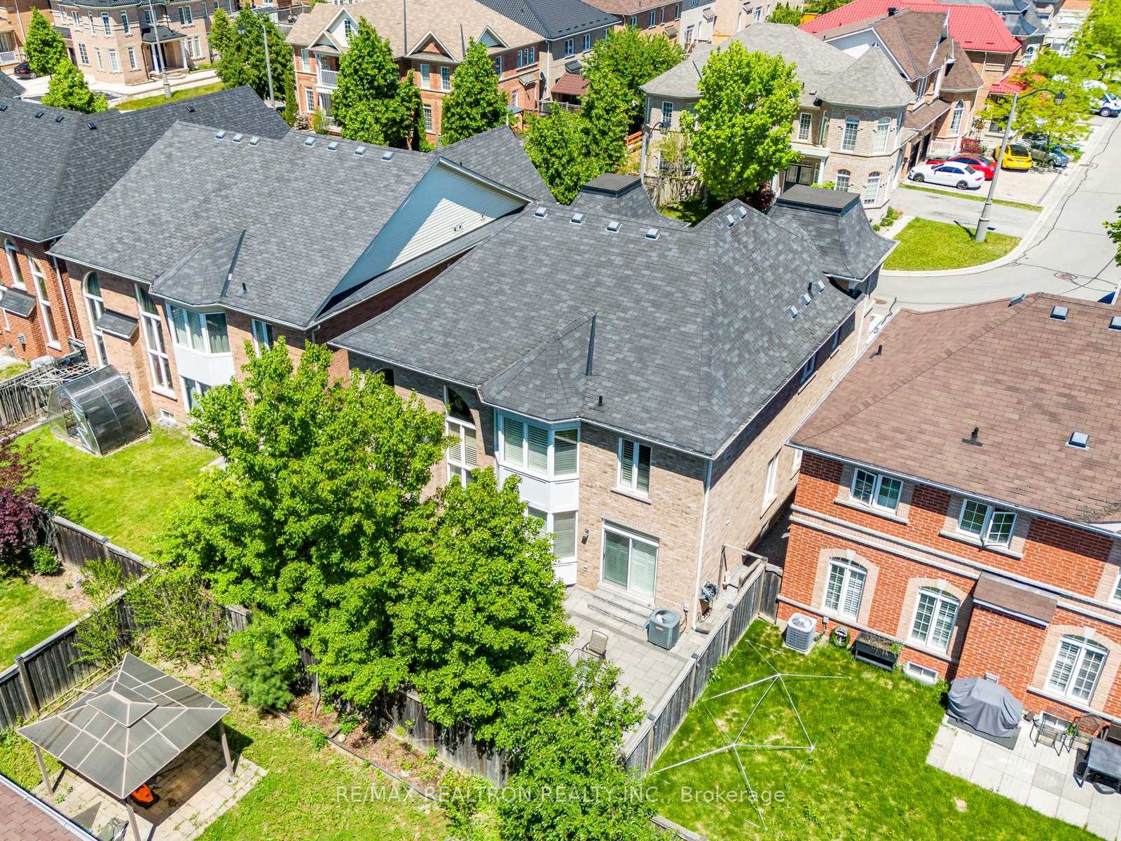 Photo 48 of 21 Rennie Avenue, Markham, Box Grove — HOMEH
