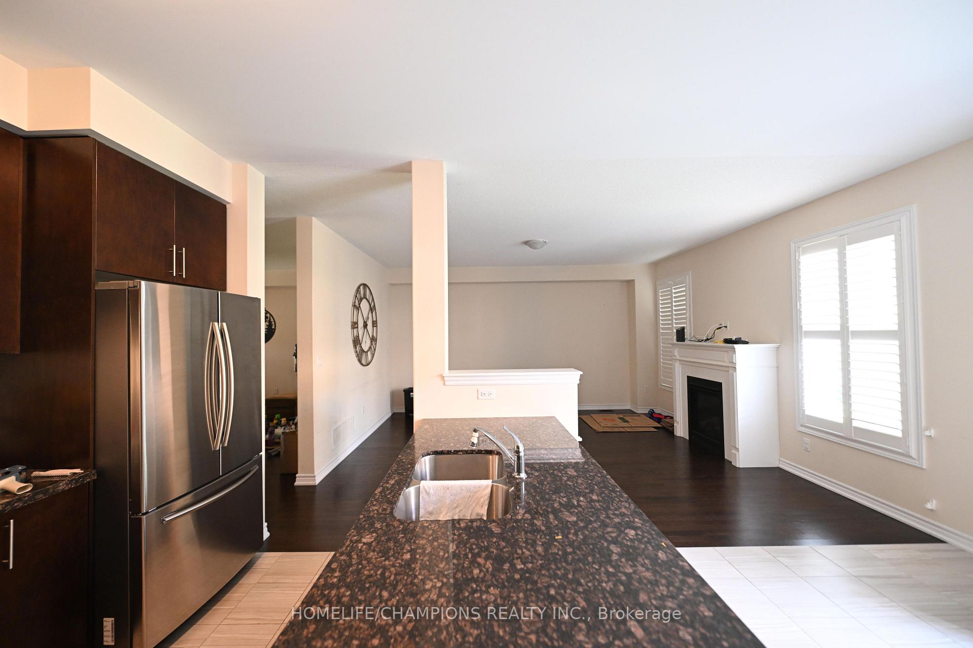 Photo 12 of 211 Northglen Boulevard, Clarington, Bowmanville — HOMEH