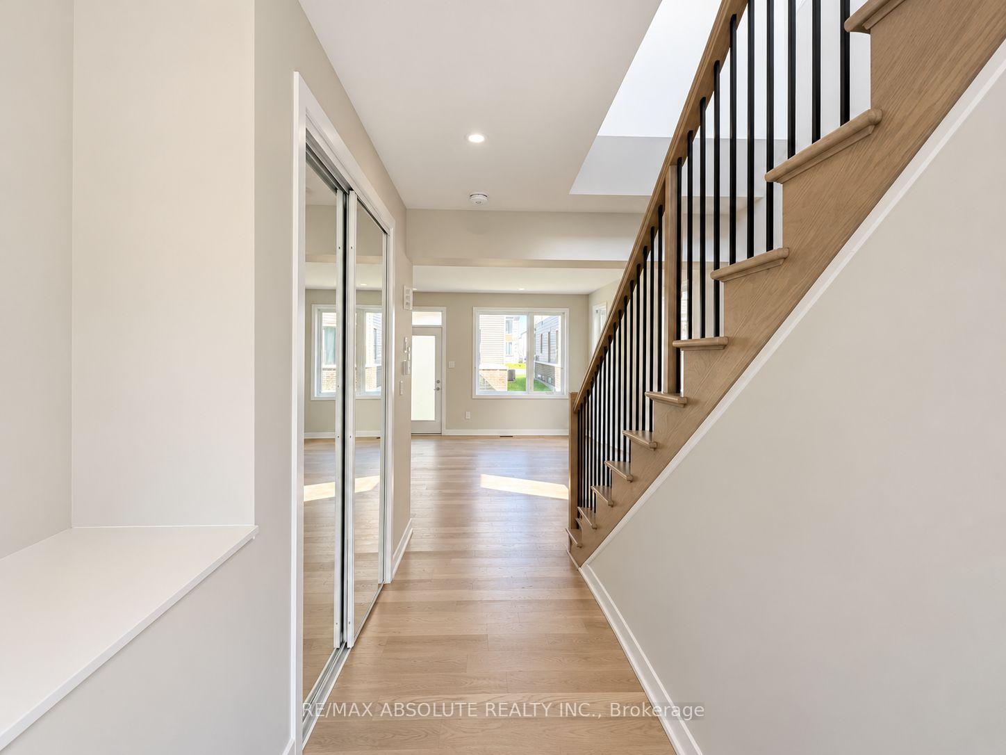 Photo 2 of 344 Peninsula Road, Ottawa, Barrhaven - Heritage Park — HOMEH