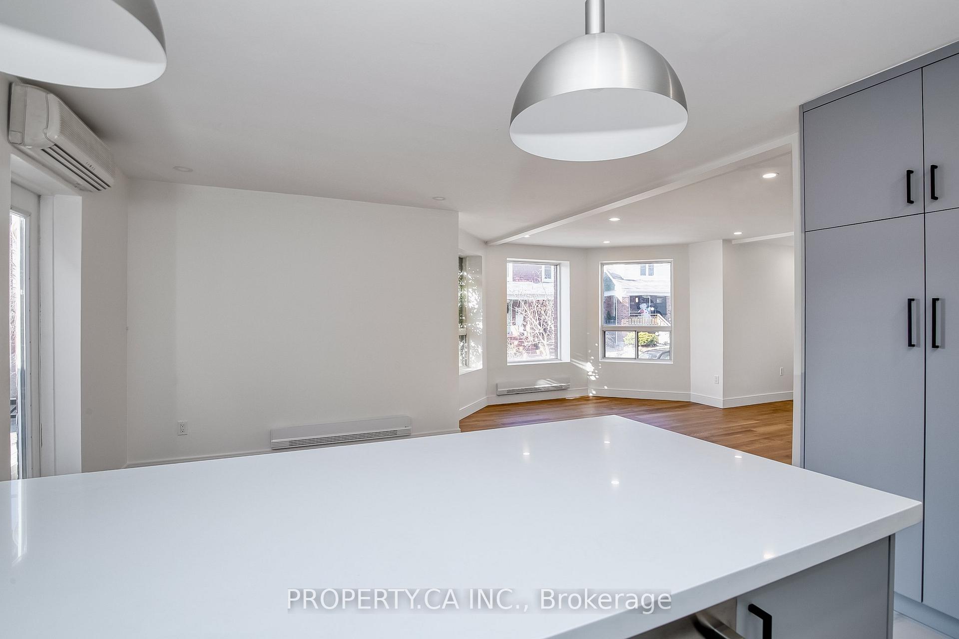 Photo 8 of 97 Lee Avenue, Toronto, The Beaches — HOMEH