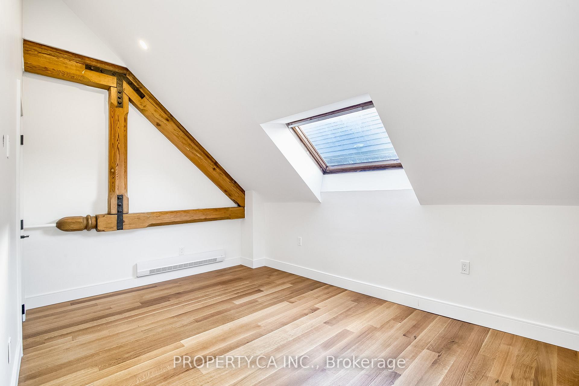 Photo 16 of 97 Lee Avenue, Toronto, The Beaches — HOMEH