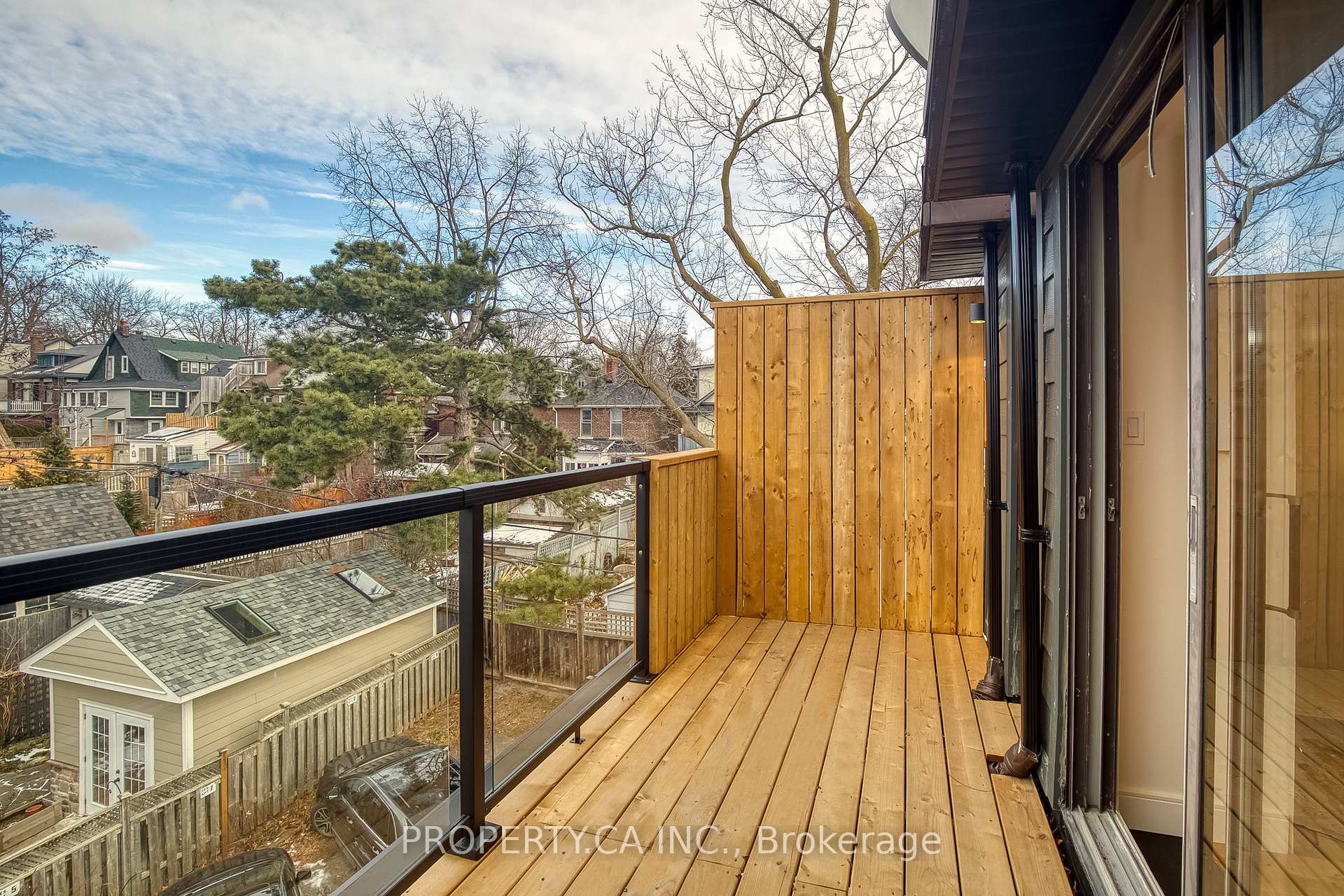 Photo 19 of 97 Lee Avenue, Toronto, The Beaches — HOMEH