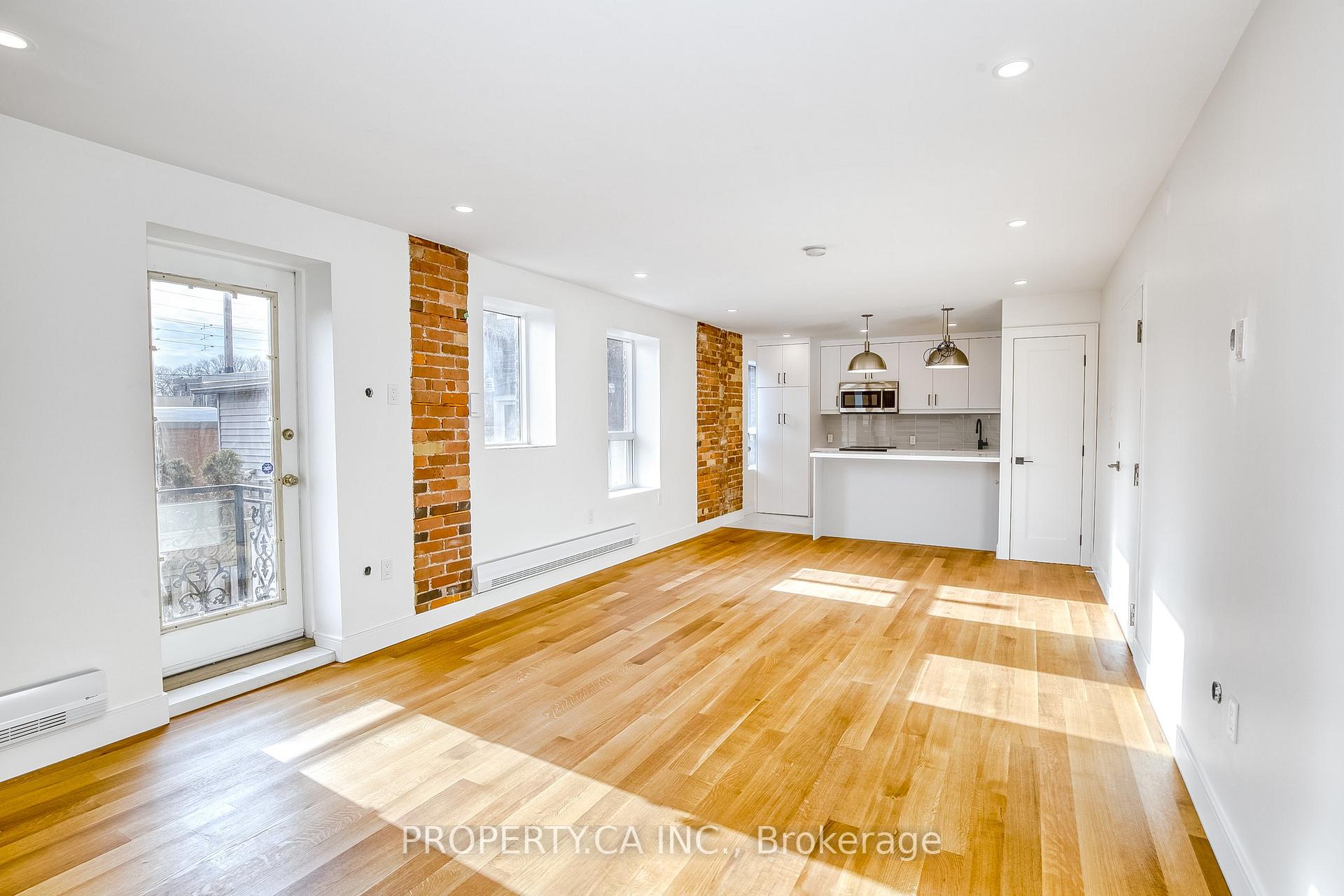 Photo 23 of 97 Lee Avenue, Toronto, The Beaches — HOMEH