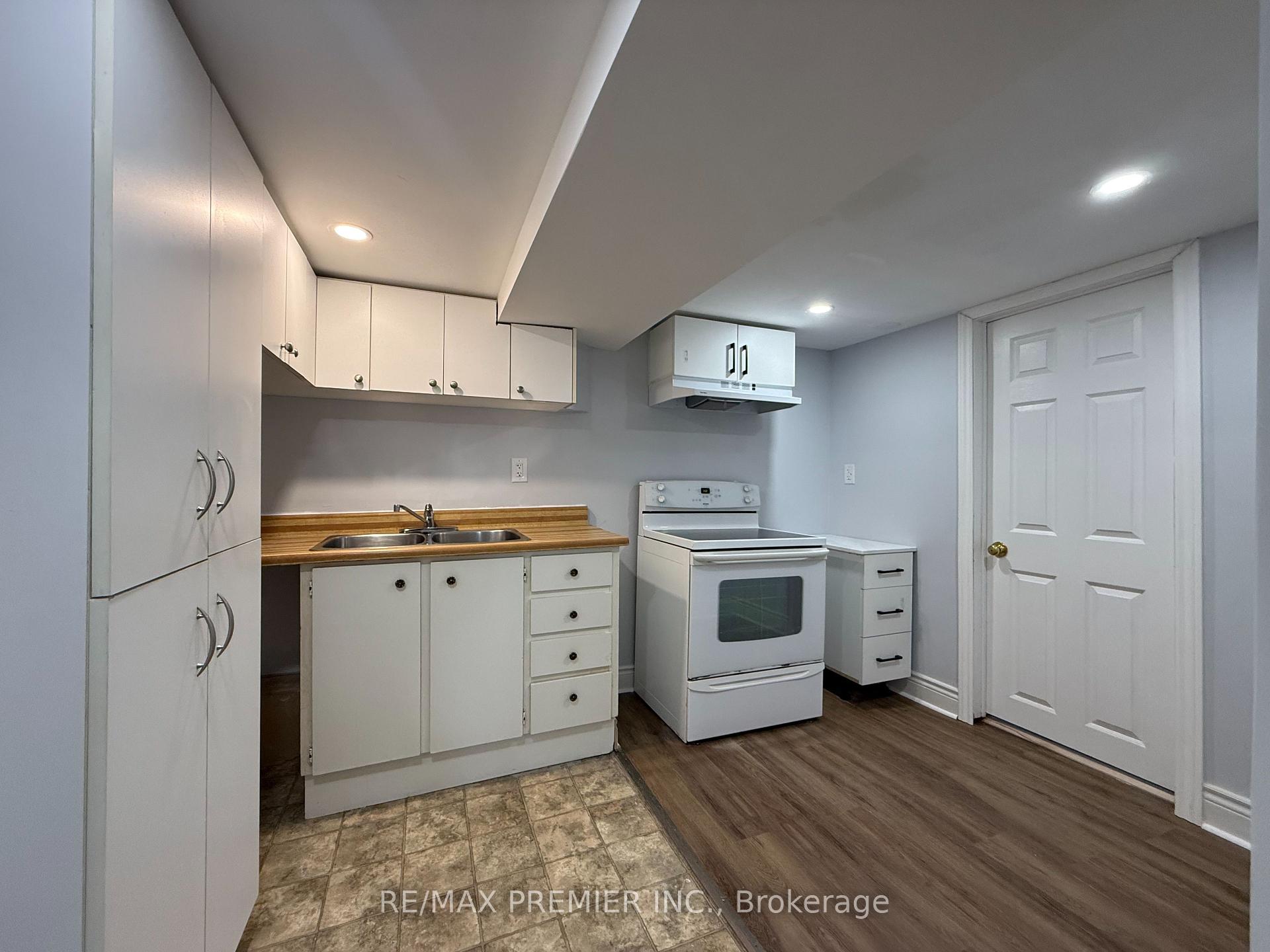 Photo 10 of Unit Lower, 288 Scott Street, St. Catharines, Fairview — HOMEH