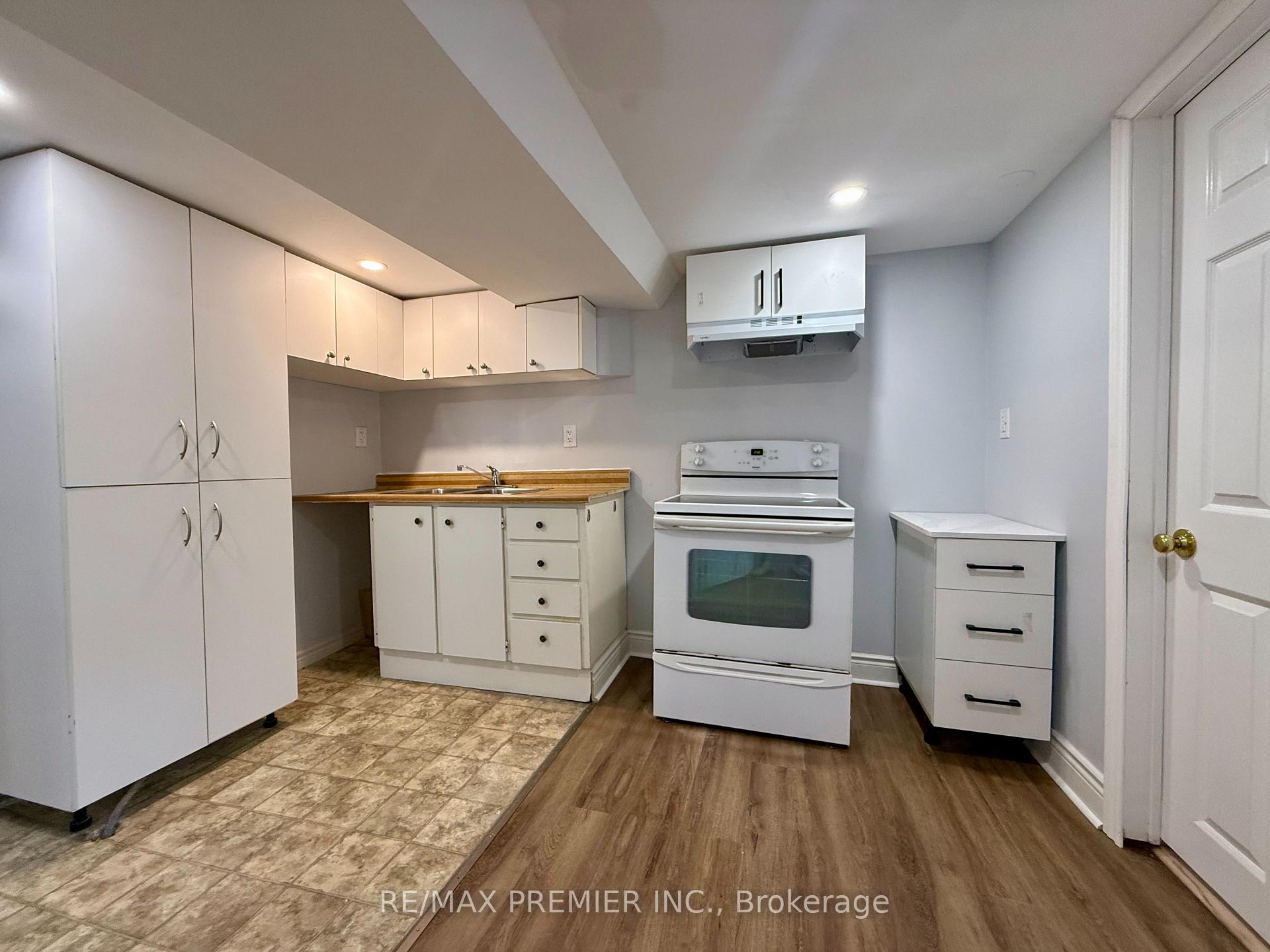 Photo 11 of Unit Lower, 288 Scott Street, St. Catharines, Fairview — HOMEH