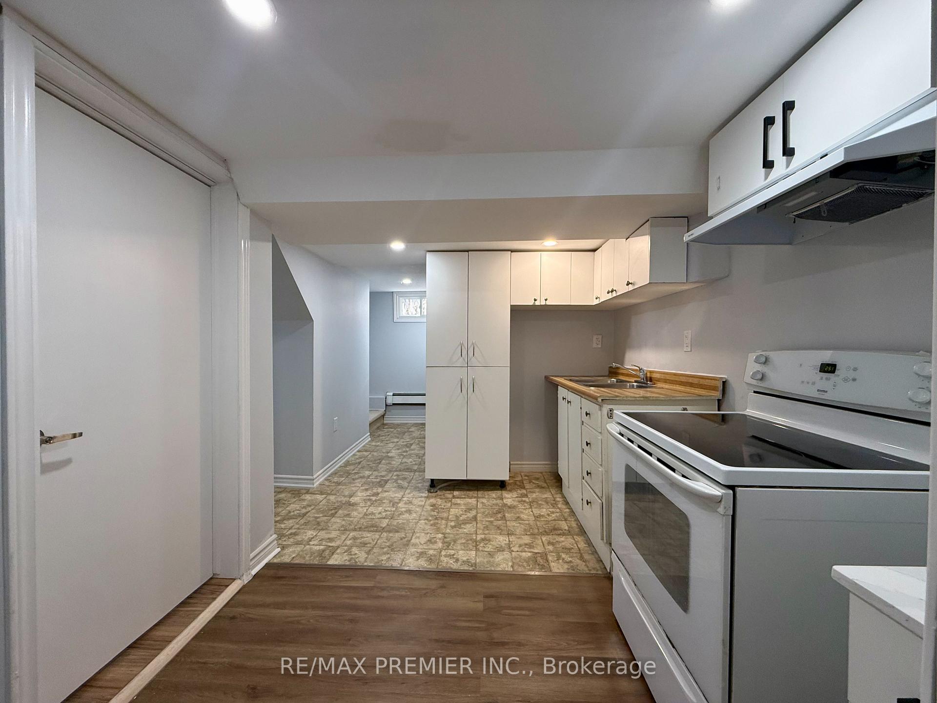 Photo 12 of Unit Lower, 288 Scott Street, St. Catharines, Fairview — HOMEH