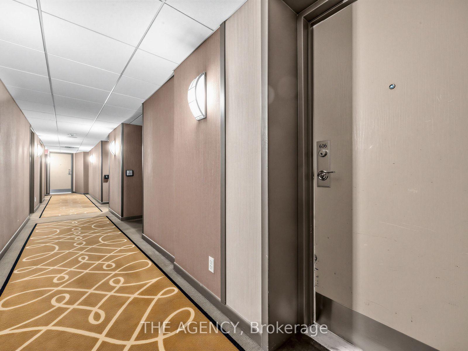Photo 3 of Unit 606, 99 Harbour Square, Toronto, Waterfront Communities — HOMEH