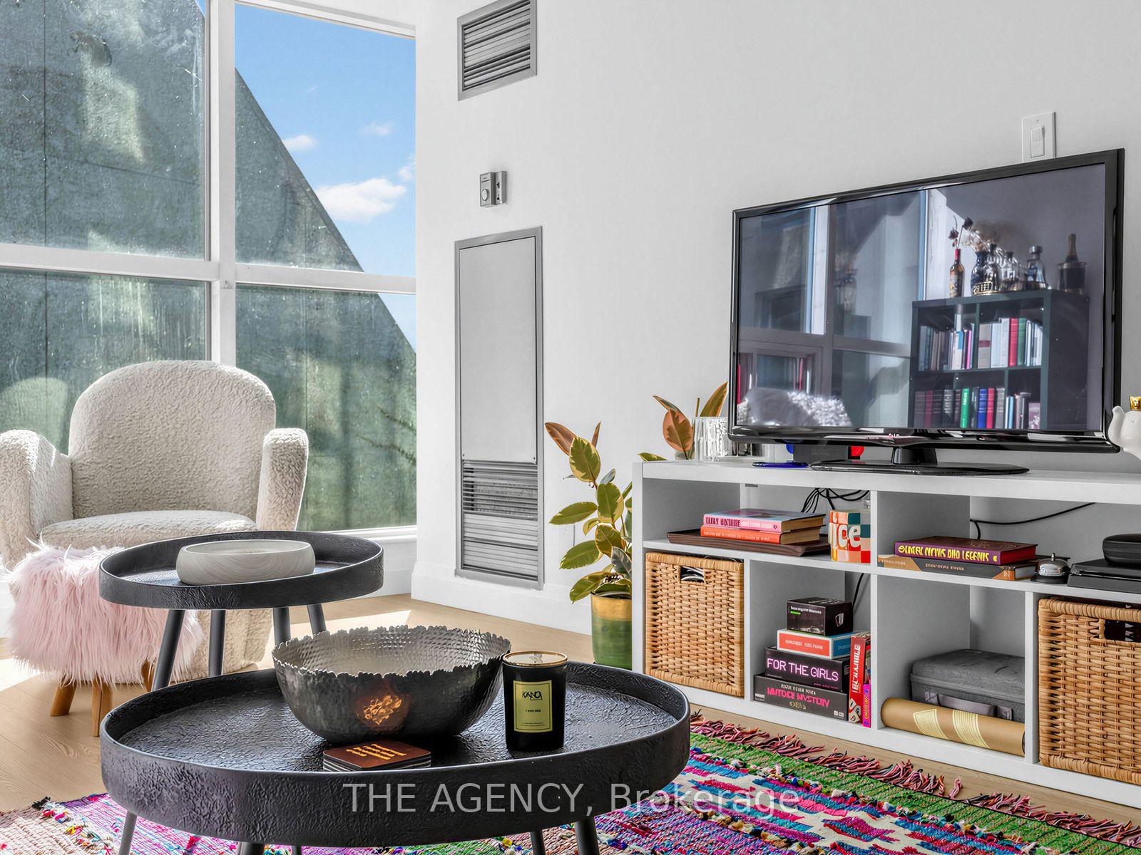 Photo 17 of Unit 606, 99 Harbour Square, Toronto, Waterfront Communities — HOMEH