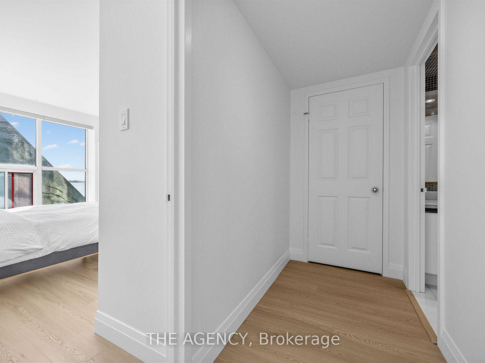 Photo 23 of Unit 606, 99 Harbour Square, Toronto, Waterfront Communities — HOMEH