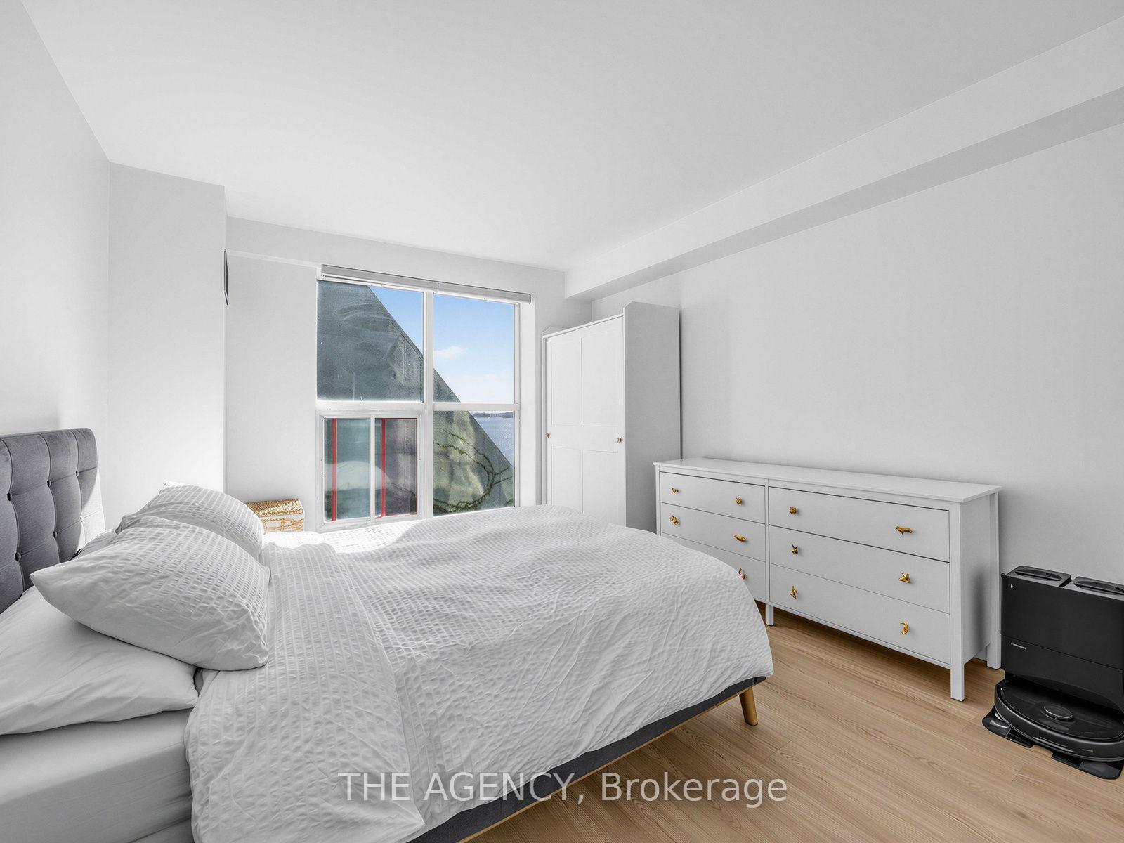 Photo 24 of Unit 606, 99 Harbour Square, Toronto, Waterfront Communities — HOMEH