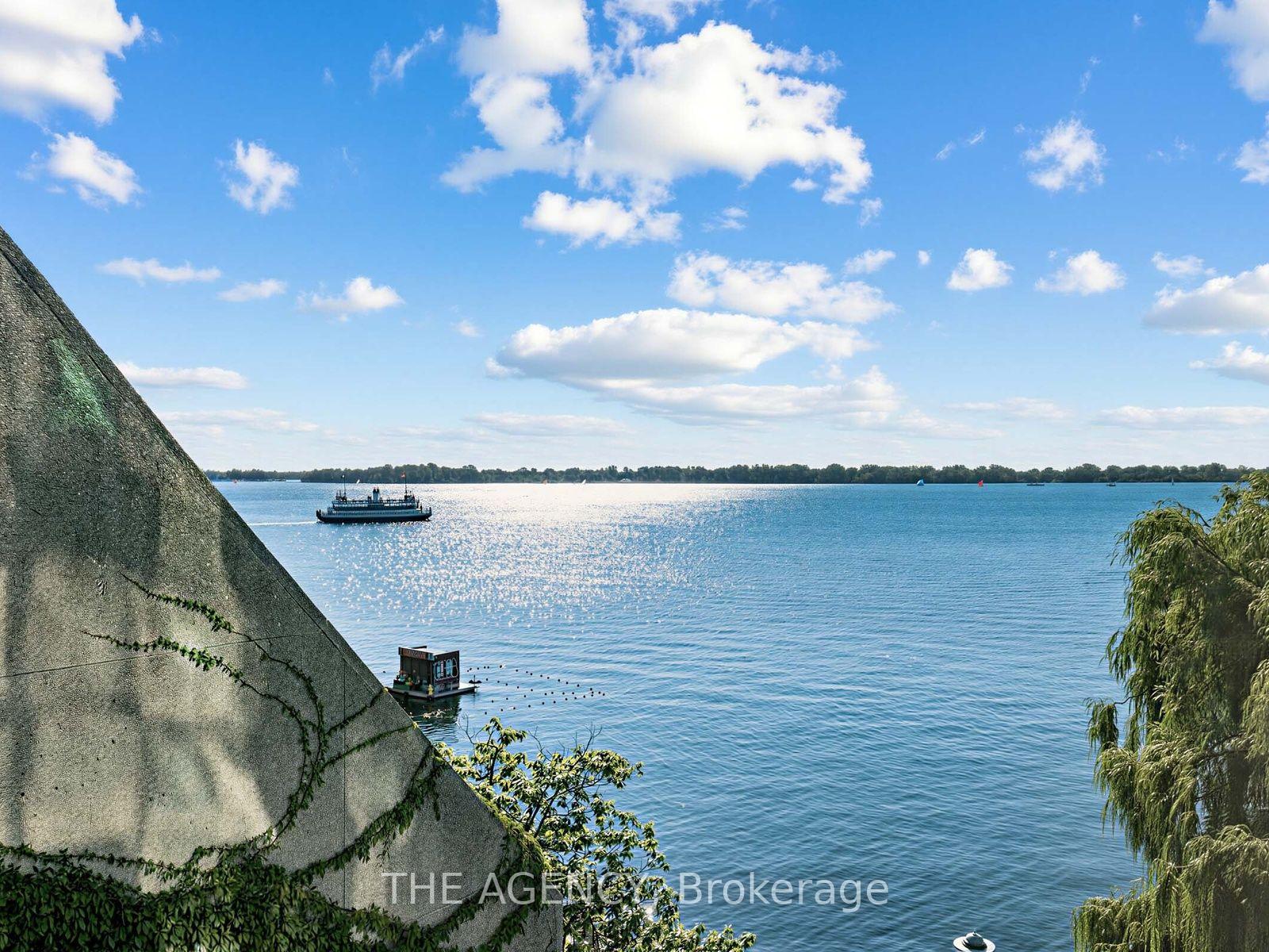 Photo 29 of Unit 606, 99 Harbour Square, Toronto, Waterfront Communities — HOMEH
