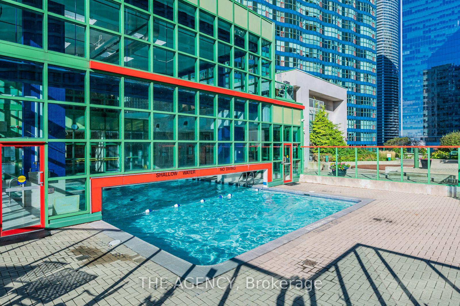 Photo 33 of Unit 606, 99 Harbour Square, Toronto, Waterfront Communities — HOMEH