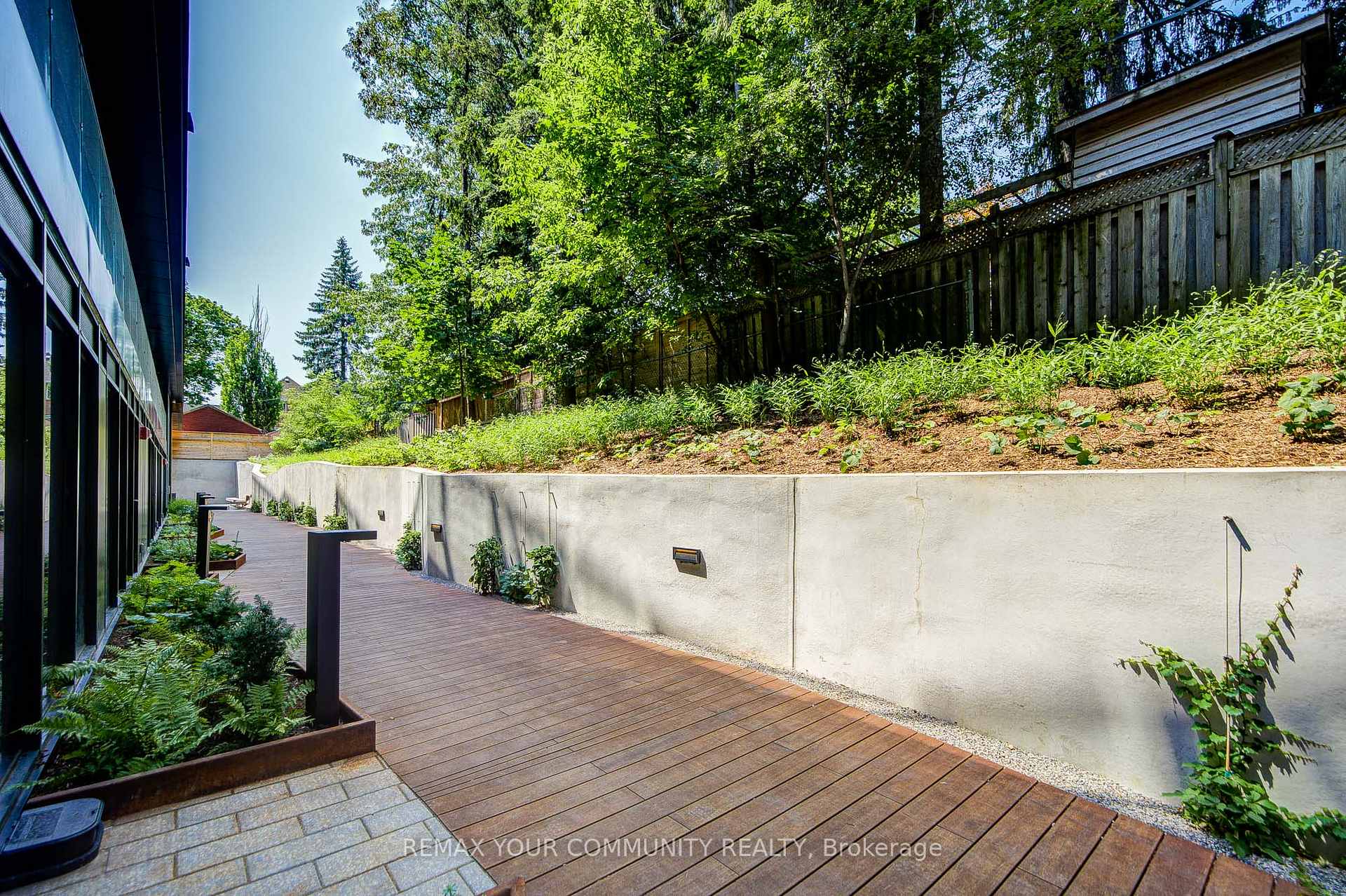Photo 32 of Unit 5, 1720 Bayview Avenue, Toronto, Mount Pleasant East — HOMEH