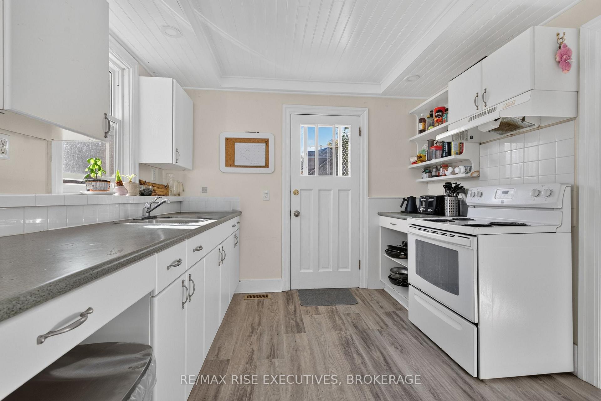 Photo 7 of 670 Johnson Street, Kingston, Central City East — HOMEH