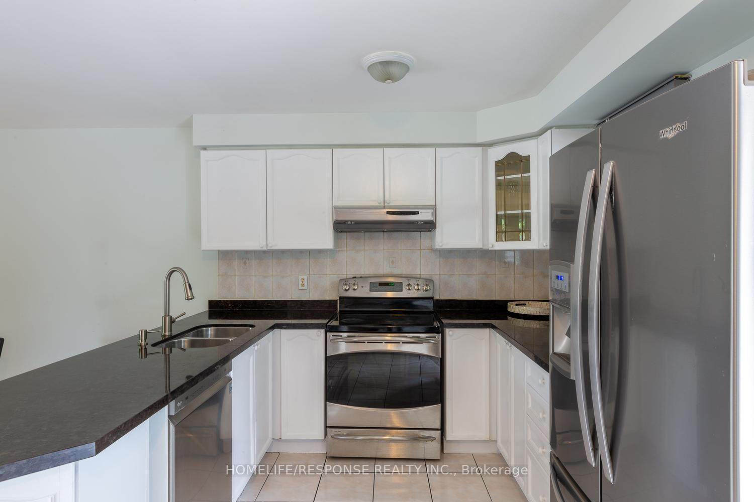 Photo 7 of Unit 25, 450 Bristol Road E, Mississauga, Hurontario — HOMEH