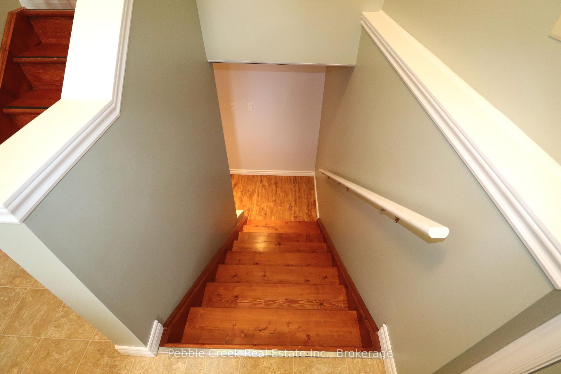 Photo 21 of 21 Suncoast Drive W, Goderich, Goderich (Town) — HOMEH
