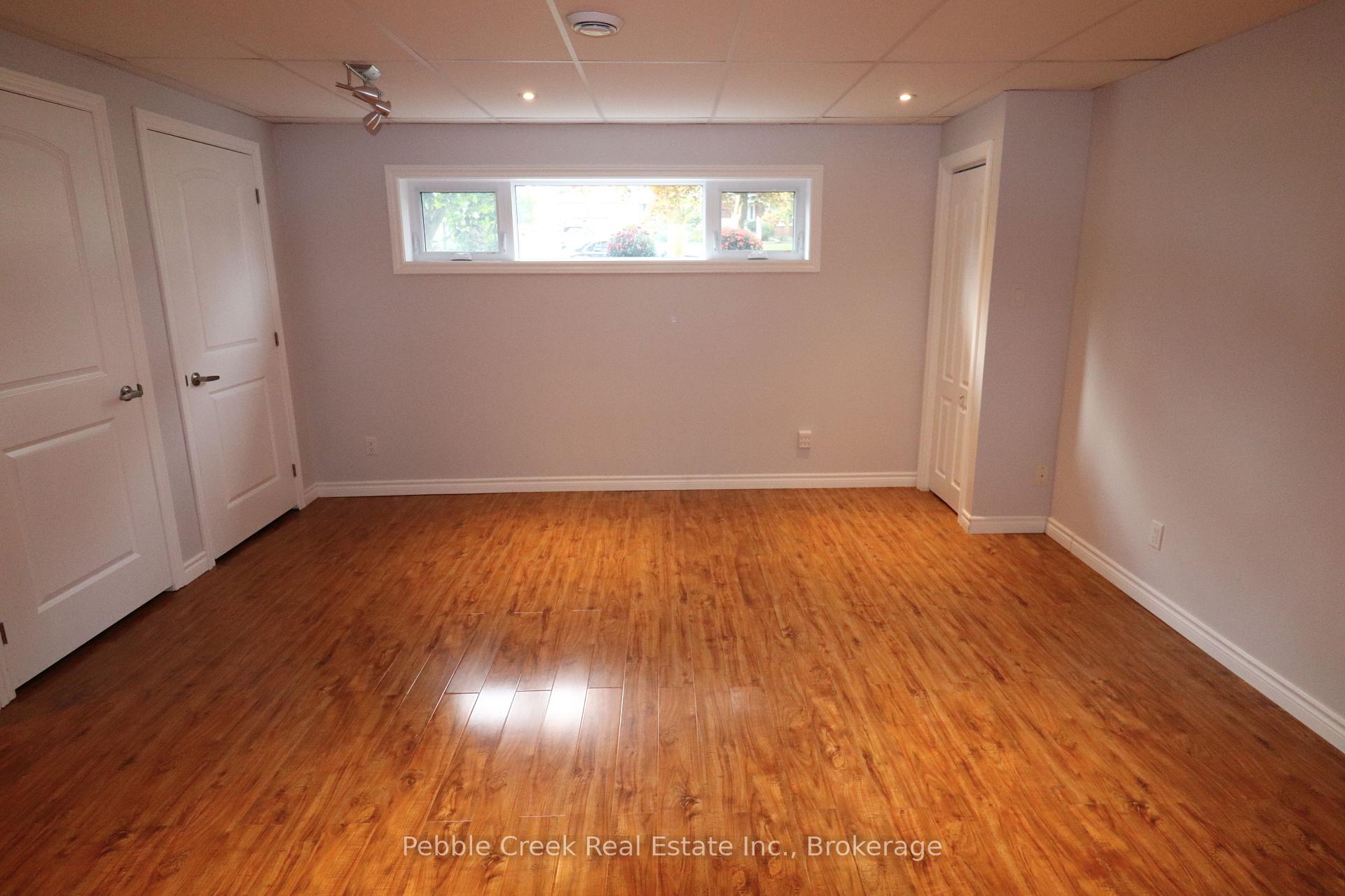 Photo 25 of 21 Suncoast Drive W, Goderich, Goderich (Town) — HOMEH