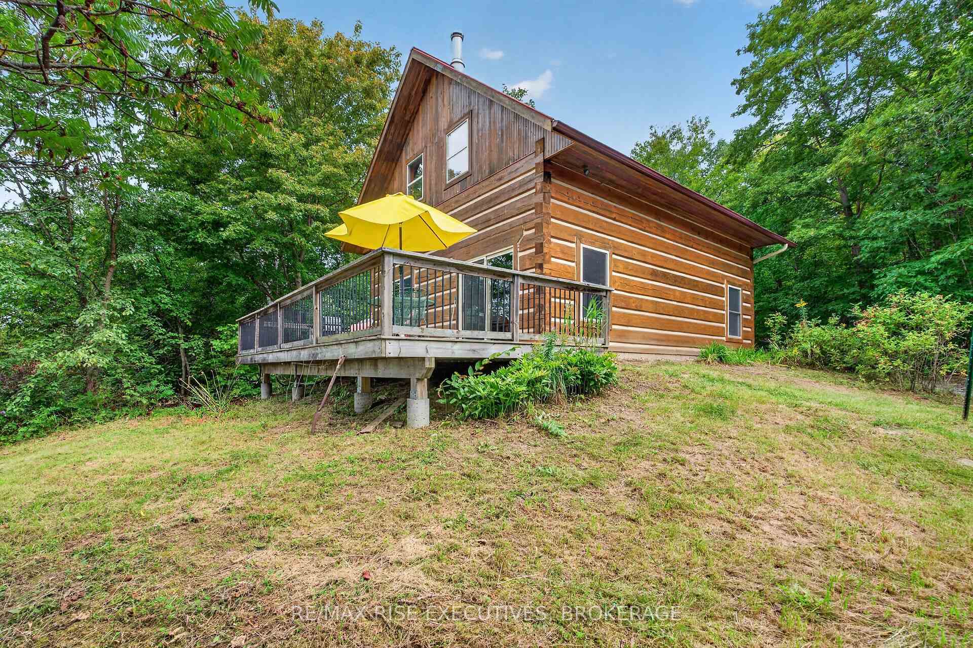 Photo 3 of 202 Deans Island Road, Rideau Lakes, Rideau Lakes (South Crosby) Twp — HOMEH