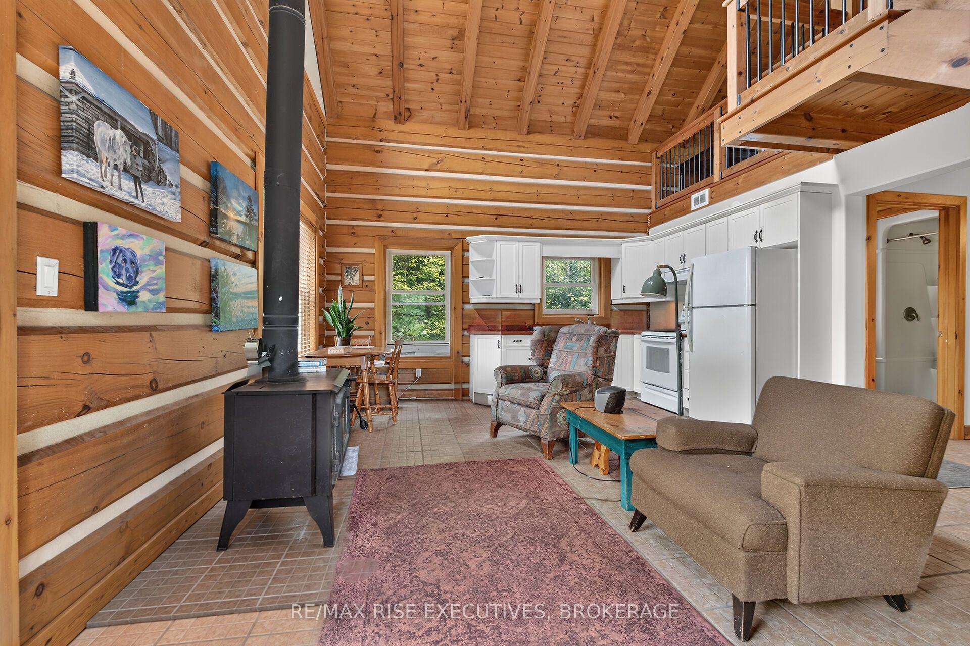 Photo 7 of 202 Deans Island Road, Rideau Lakes, Rideau Lakes (South Crosby) Twp — HOMEH