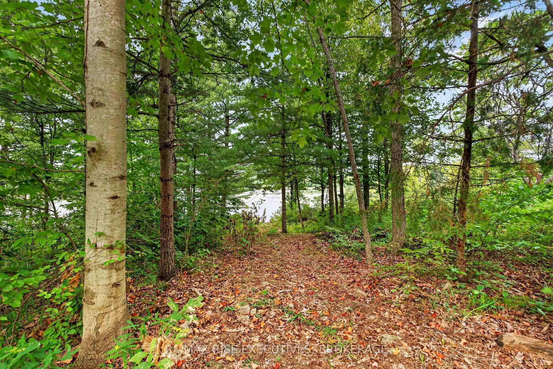 Photo 33 of 202 Deans Island Road, Rideau Lakes, Rideau Lakes (South Crosby) Twp — HOMEH